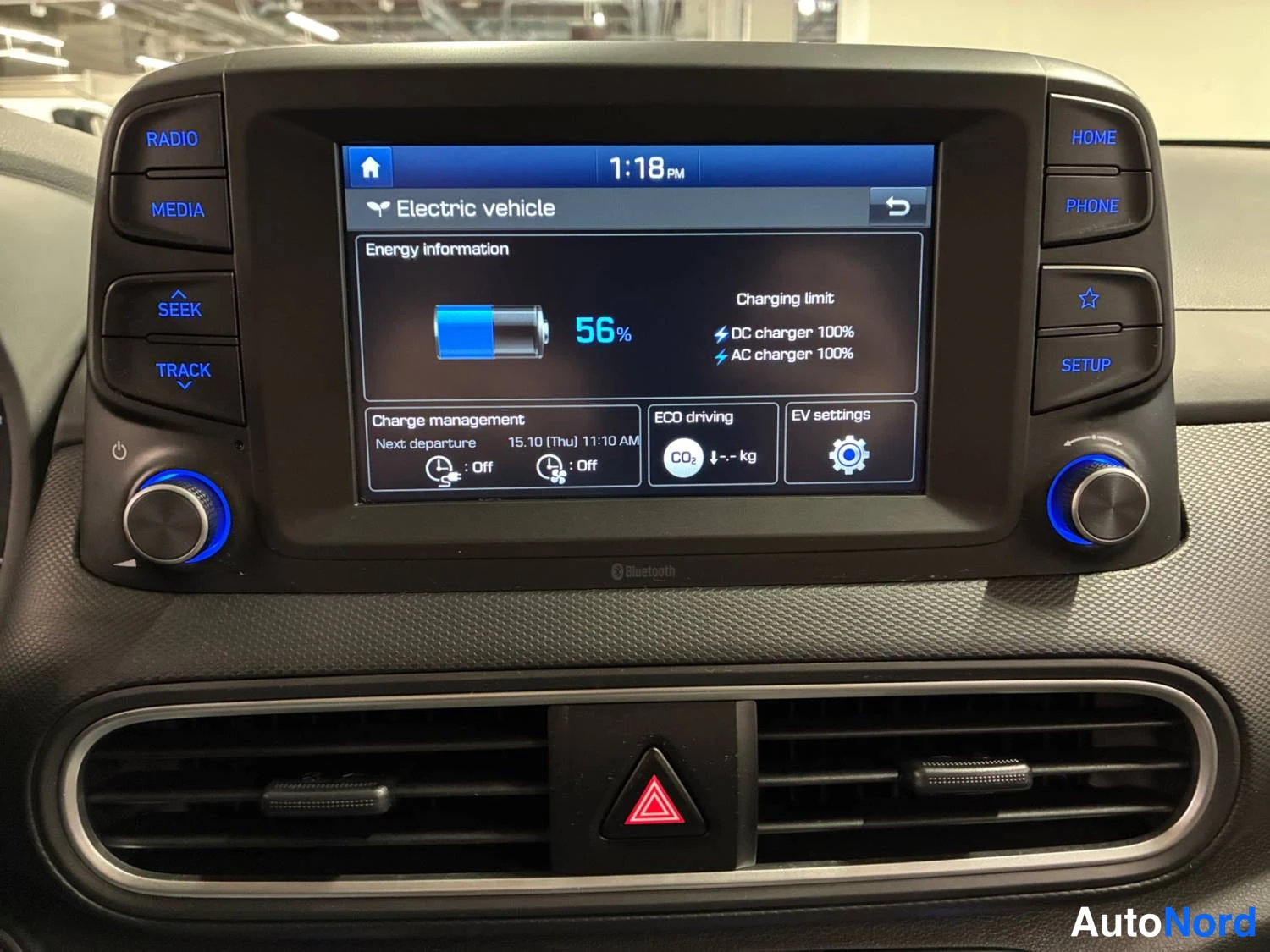 Valkoinen Hyundai Kona electric 2020, yksityiskohta, kuva 21
