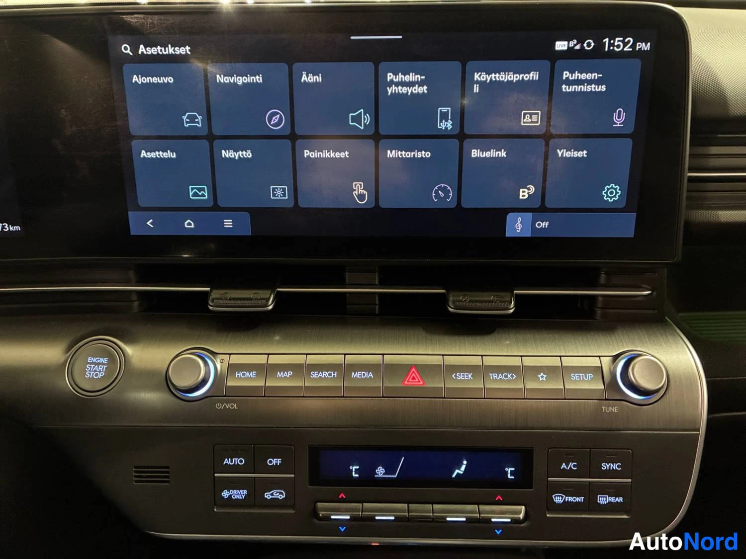 Vit Hyundai Kona 2025, detalj, bild 24