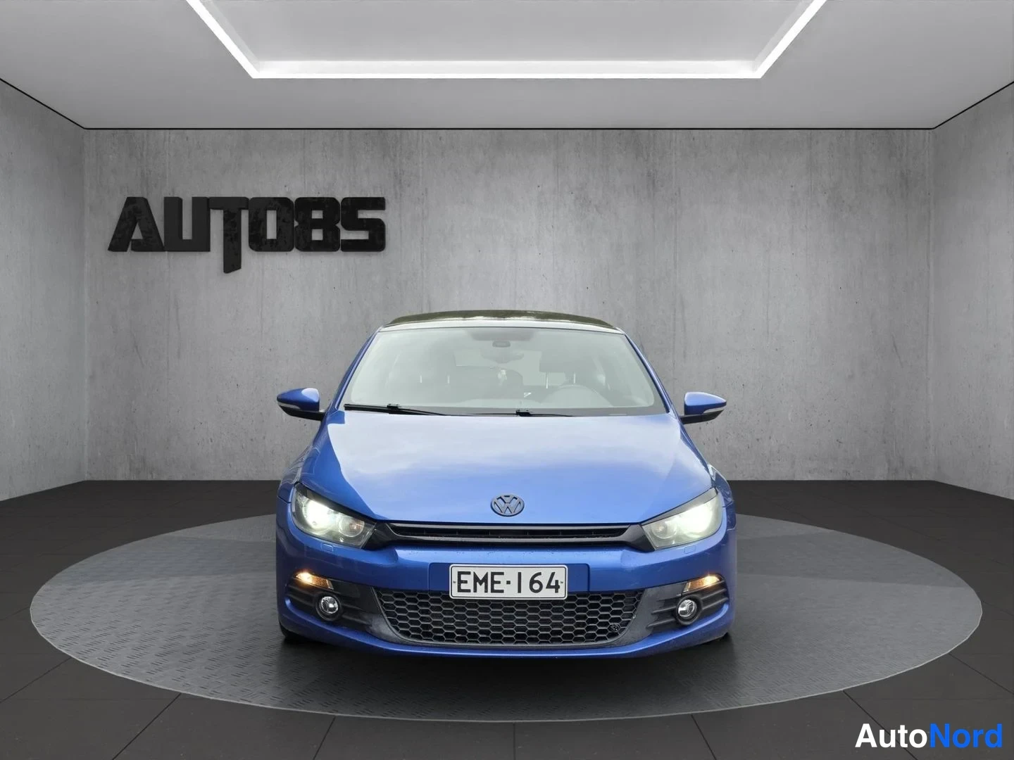 Sininen Volkswagen Scirocco 2013, edestä, kuva 3