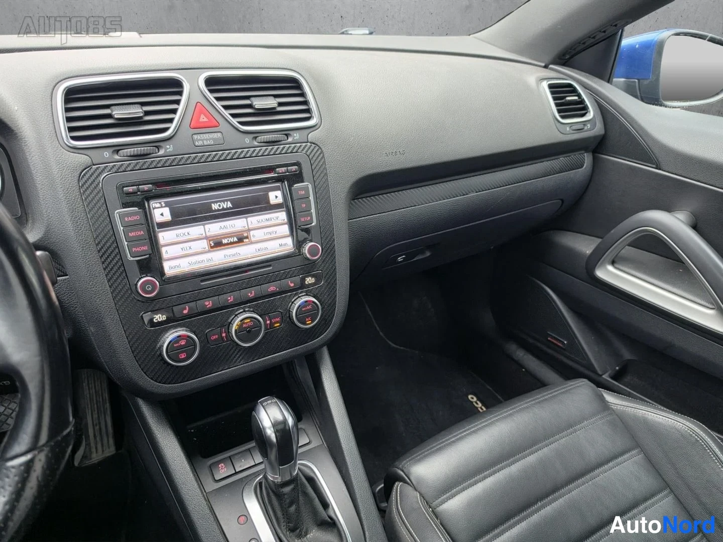 Sininen Volkswagen Scirocco 2013, yksityiskohta, kuva 20