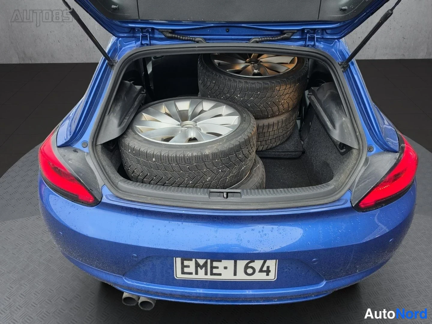Sininen Volkswagen Scirocco 2013, tavaratila, kuva 13