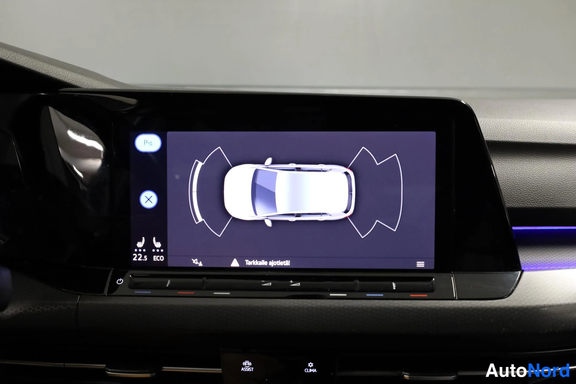 Grå Volkswagen Golf 2020, detalj, bild 19