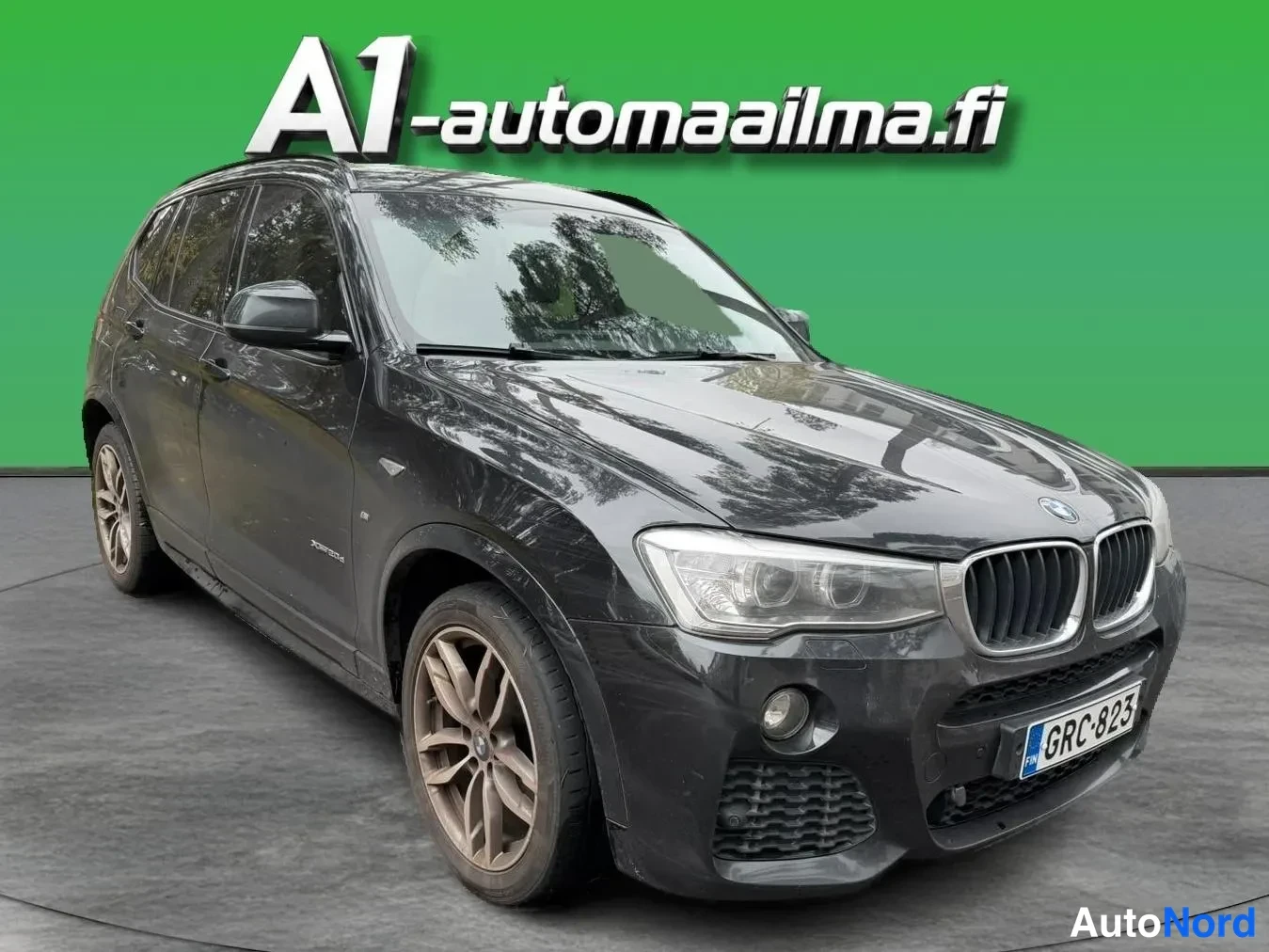 Musta BMW X3 xDrive20d 2015, etuviisto, keula oikealle, kuva 2