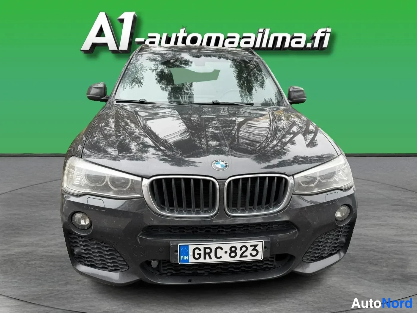 Musta BMW X3 xDrive20d 2015, edestä, kuva 3