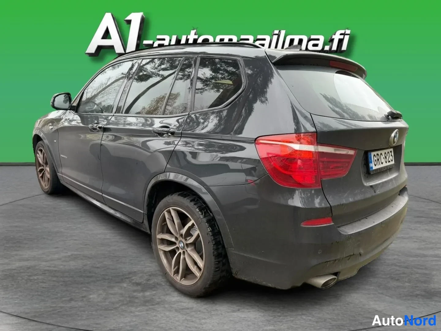 Musta BMW X3 xDrive20d 2015, takaviisto, kuva 4