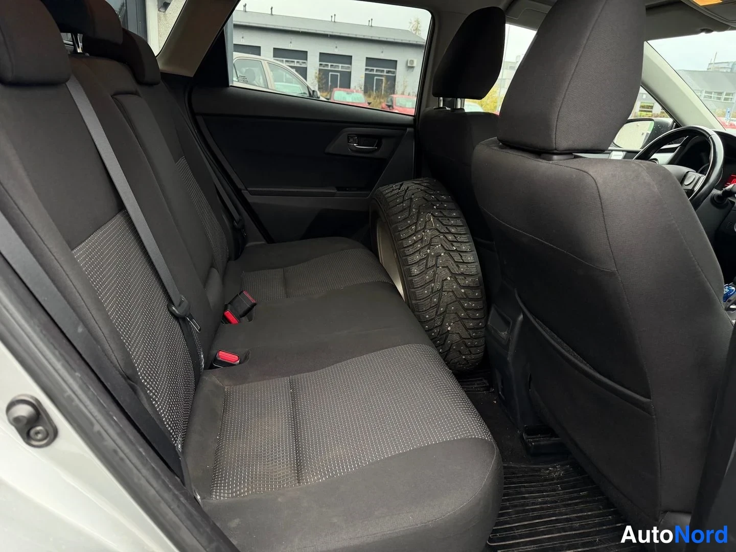 Grey Toyota Auris Touring Sports 2014, rear seats, photo 7