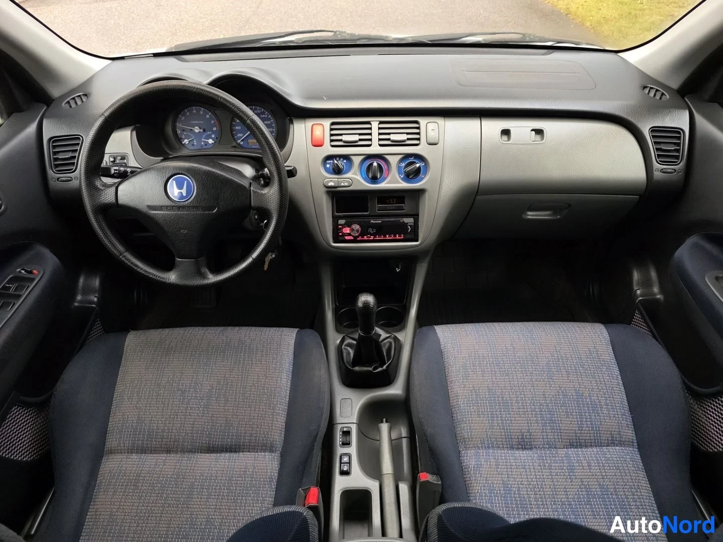 Hopea Honda HR-V 2000, ohjaamo, kuva 11