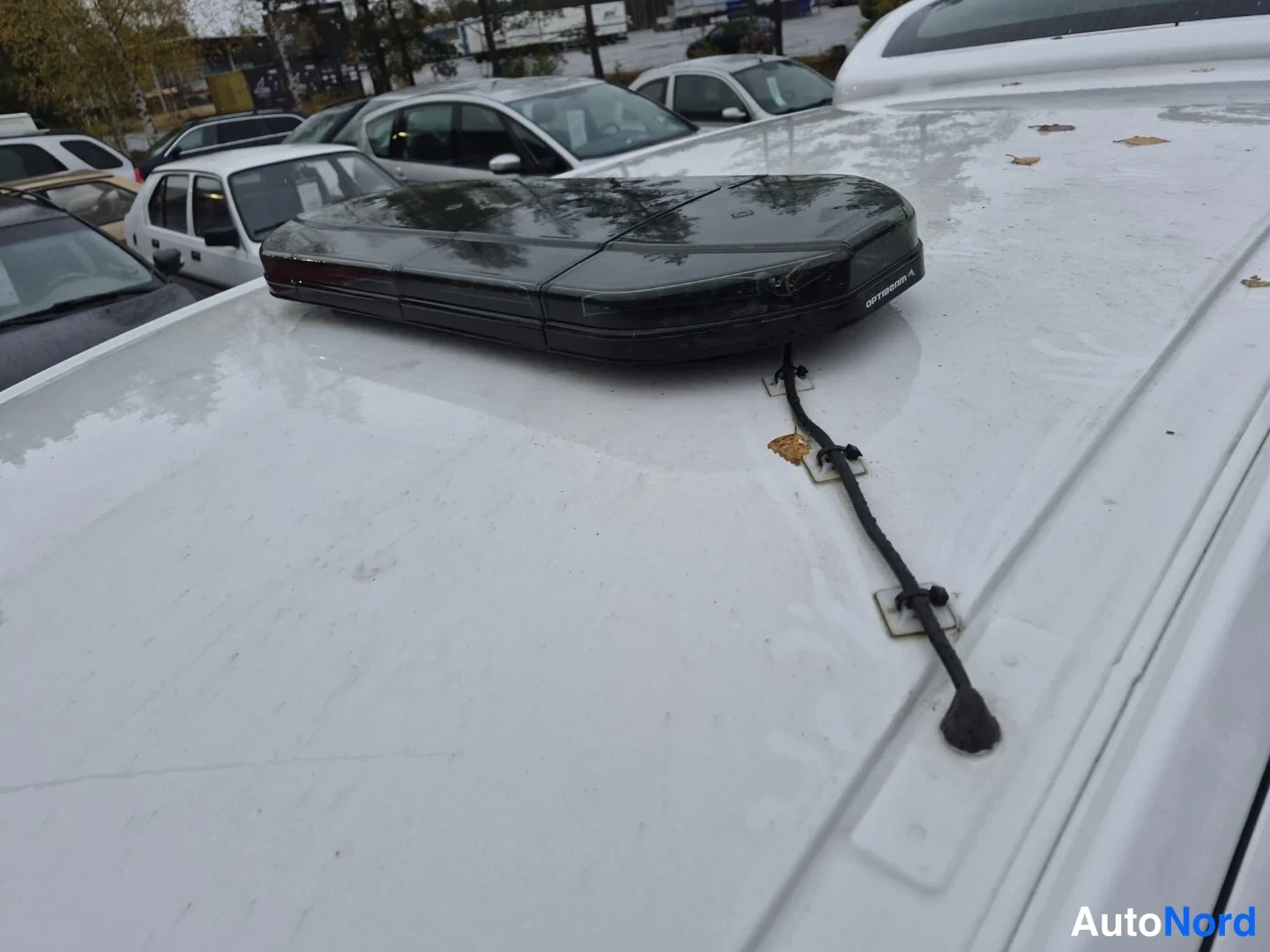 Valkoinen Citroen Berlingo 2014, yksityiskohta, kuva 32