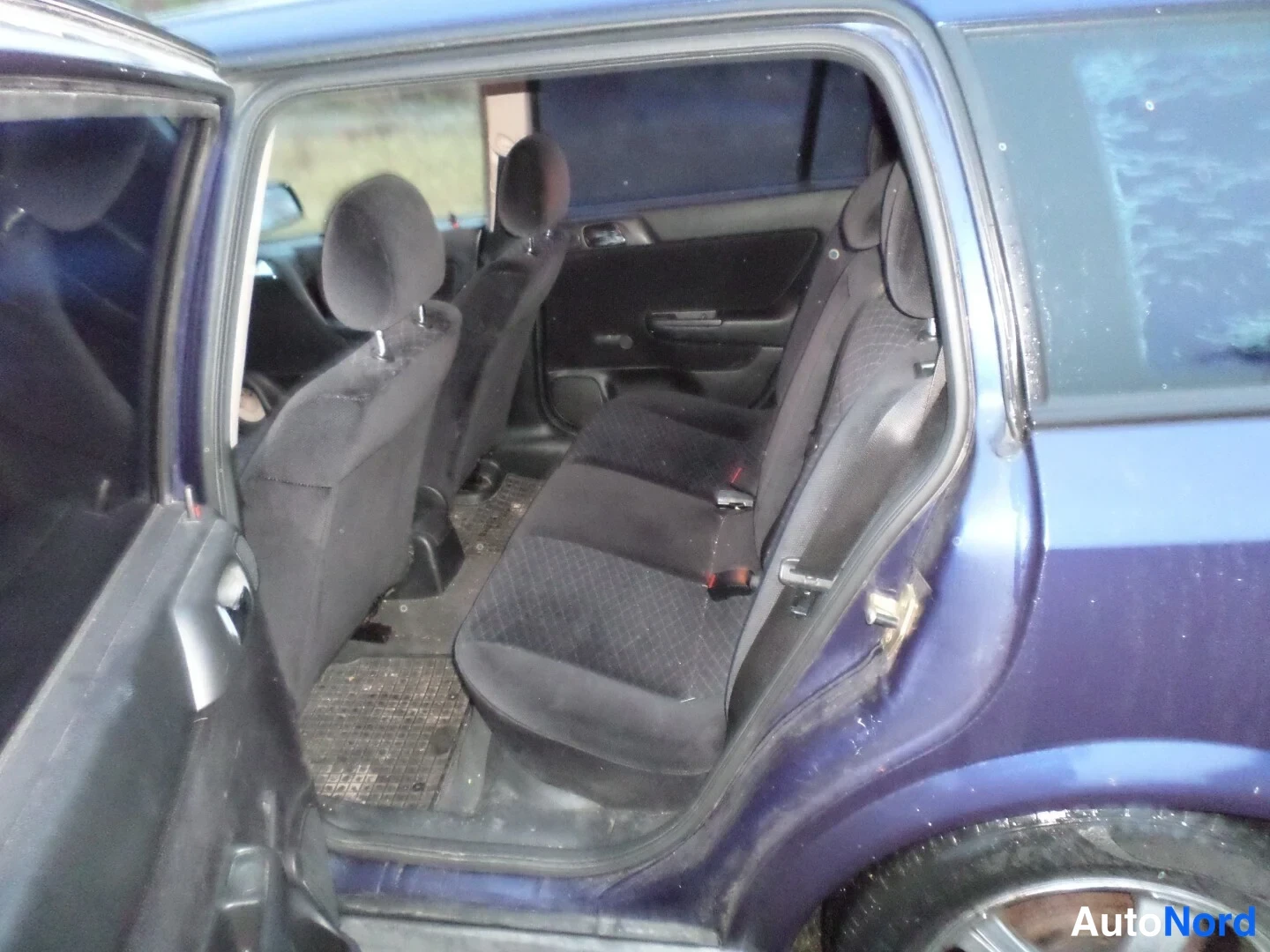 Sininen Opel Astra 1999, ohjaamo, kuva 8