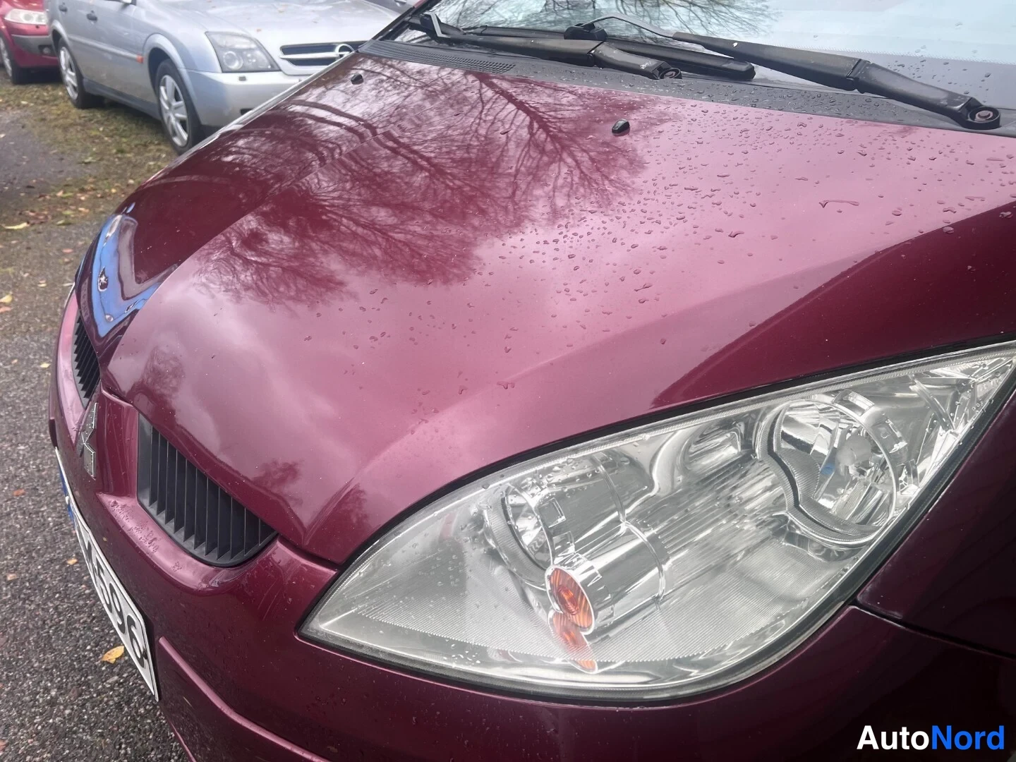 Red Mitsubishi Colt 2006, detail, photo 8