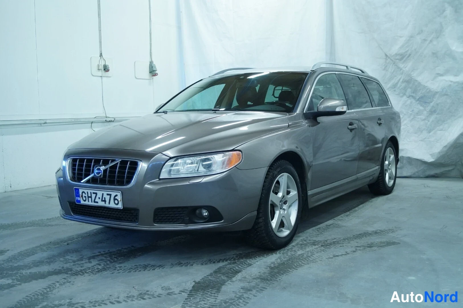 Volvo V70 D5 AWD Momentum 2008