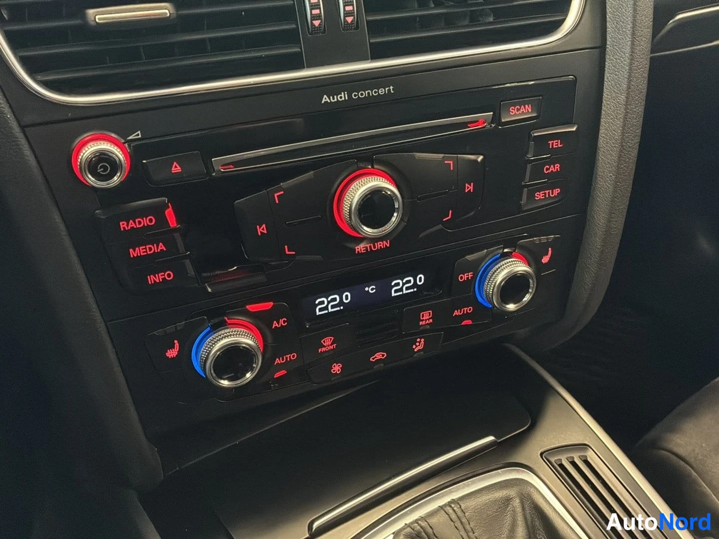 Musta Audi A4 allroad quattro 2015, kuva 15