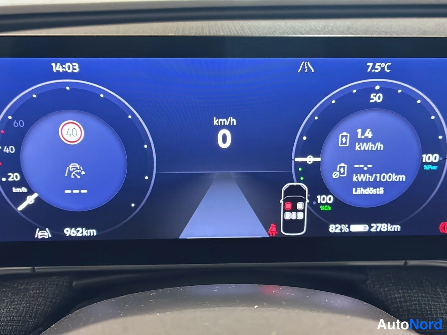 Sininen Volkswagen ID 2026, kuva 17