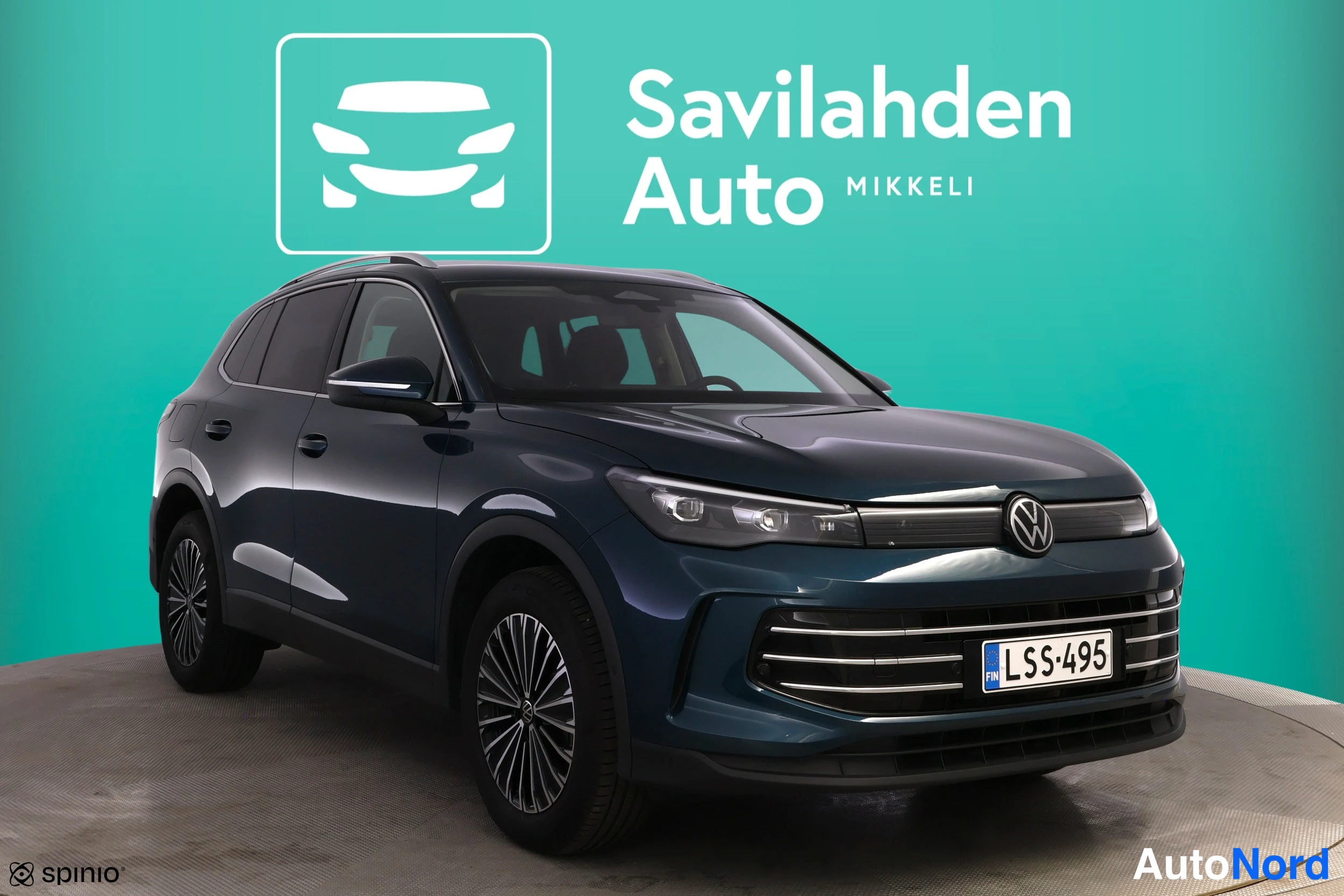 Sininen Volkswagen Tiguan 2024, kuva 12
