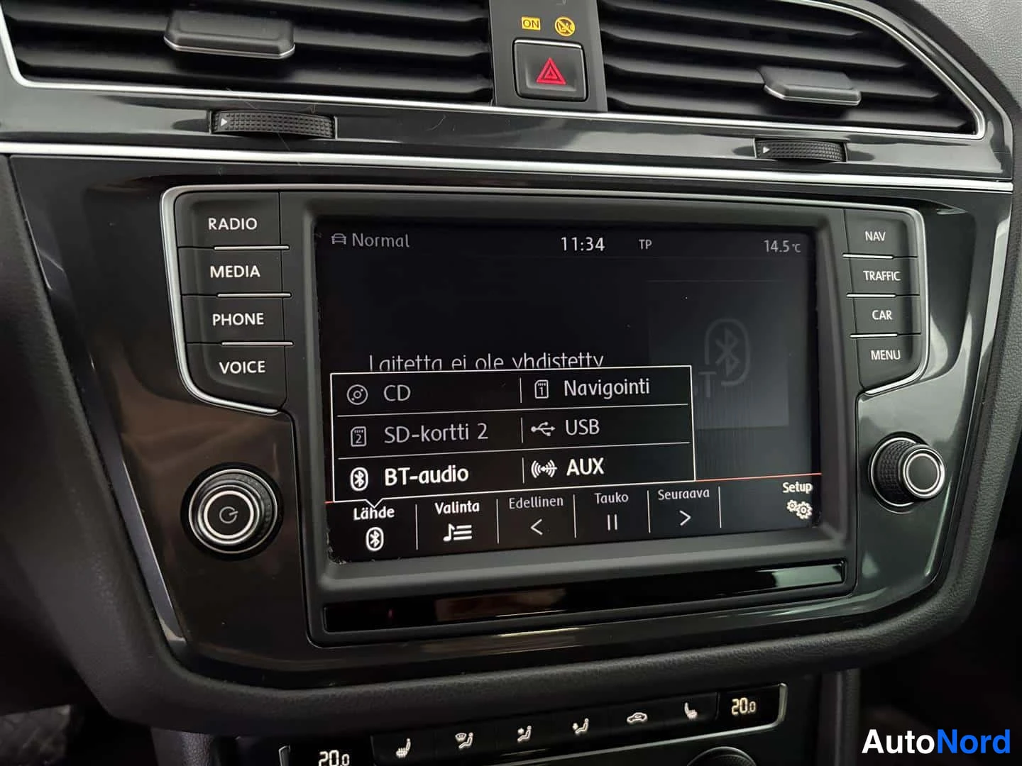 Valkoinen Volkswagen Tiguan 2017, kuva 30