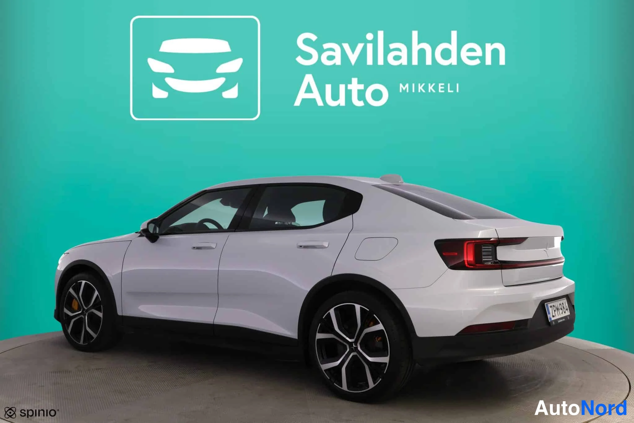 Harmaa Polestar 2 2022, kuva 4