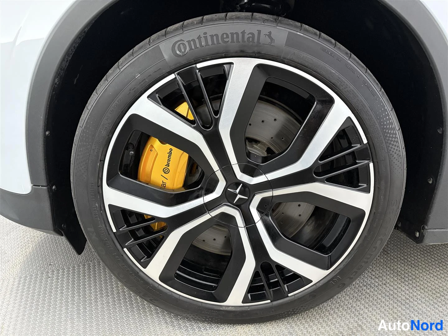 Harmaa Polestar 2 2022, kuva 36