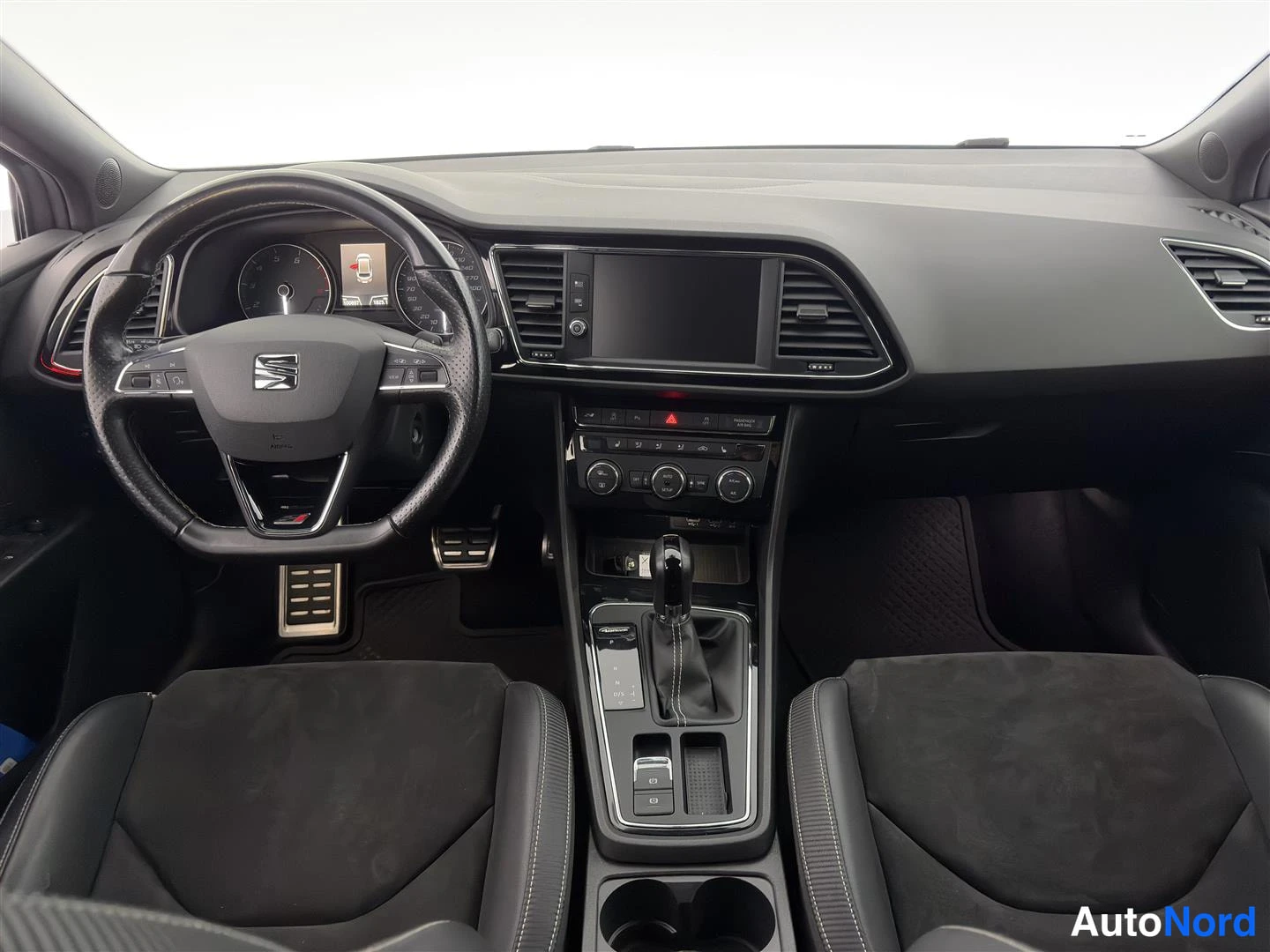 Harmaa Seat Leon ST 2018, kuva 13
