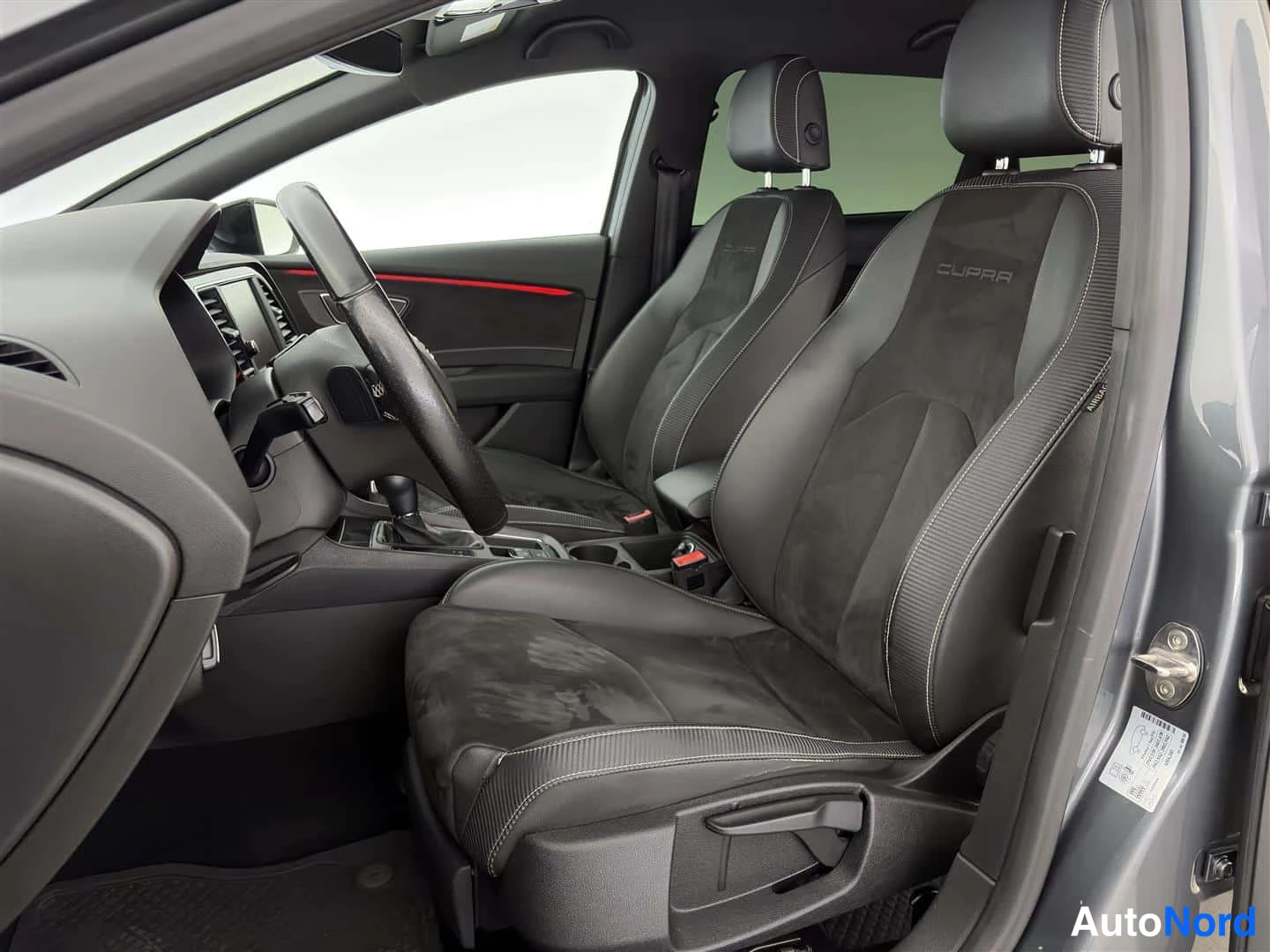 Harmaa Seat Leon ST 2018, kuva 16