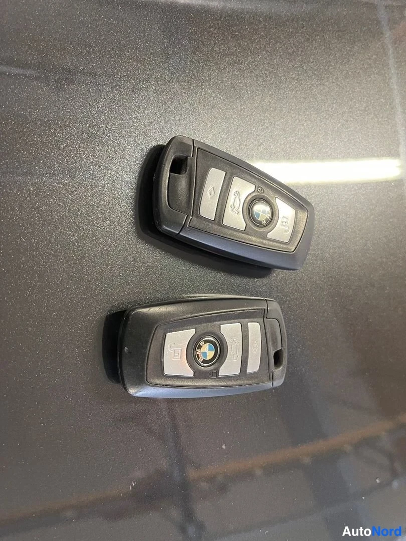 Harmaa BMW 523i 2010, yksityiskohta, kuva 27