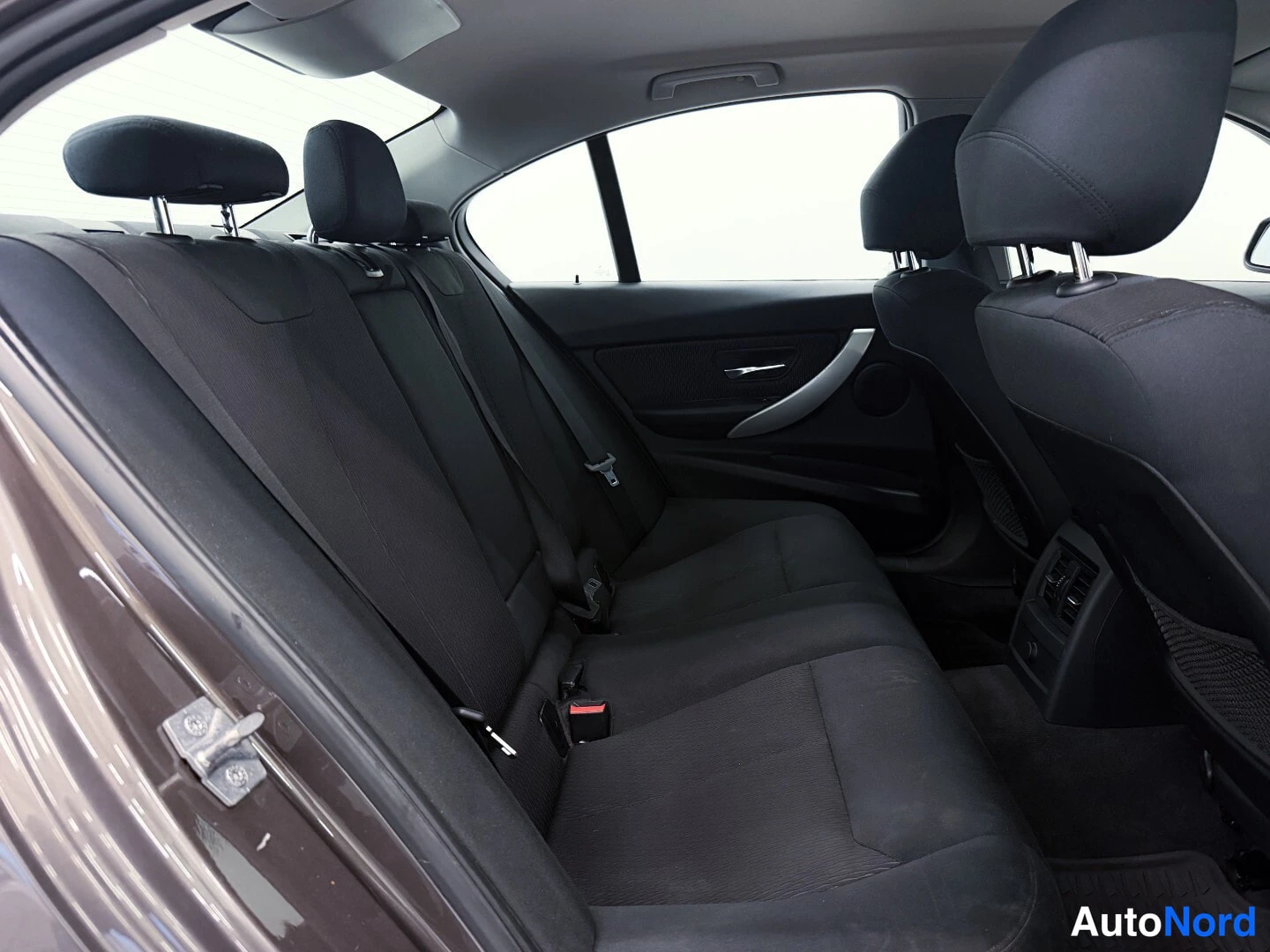Grey BMW 320i xDrive 2013, rear seats, photo 12