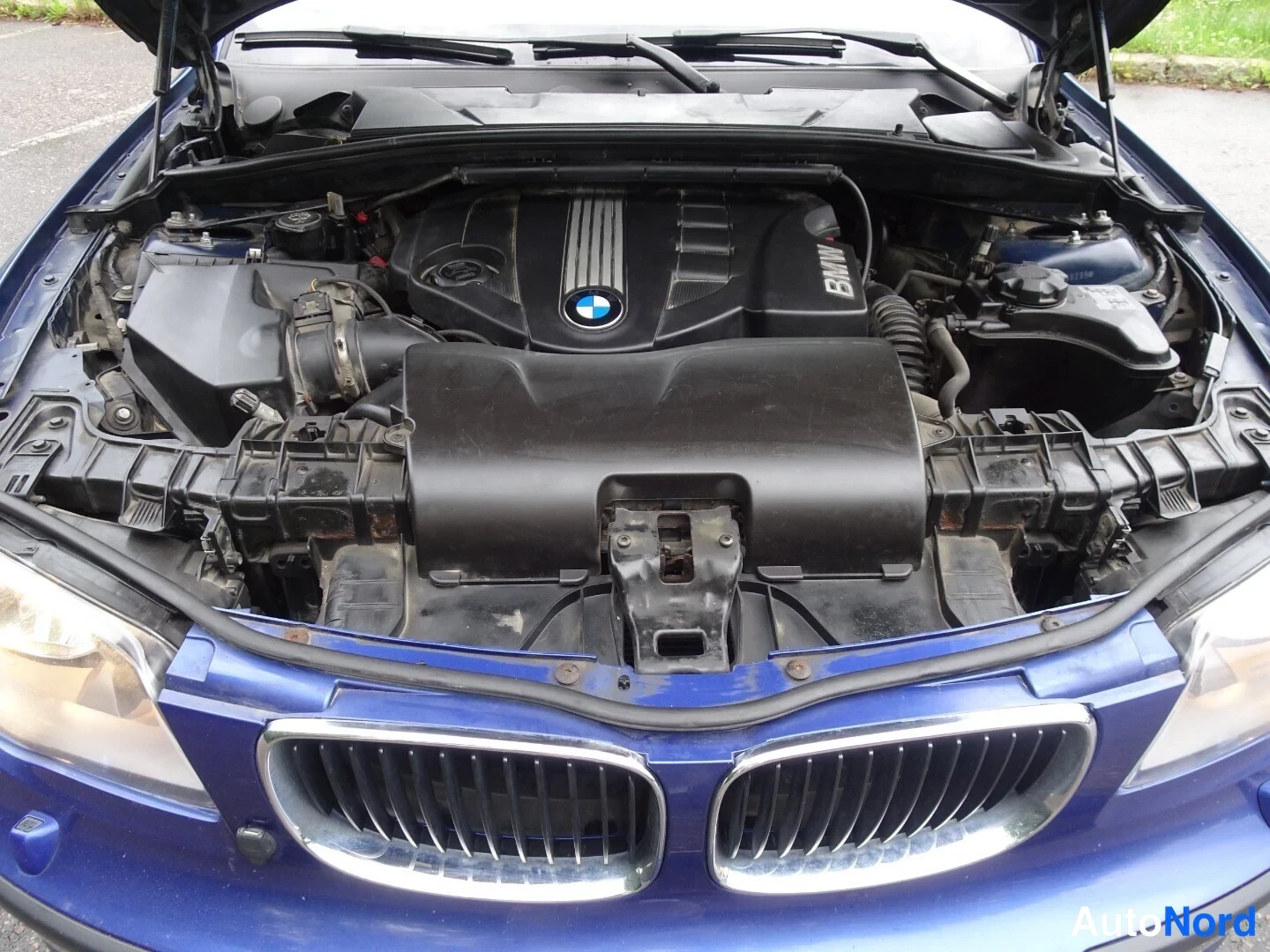 Blue BMW 116d 2010, engine bay, photo 26