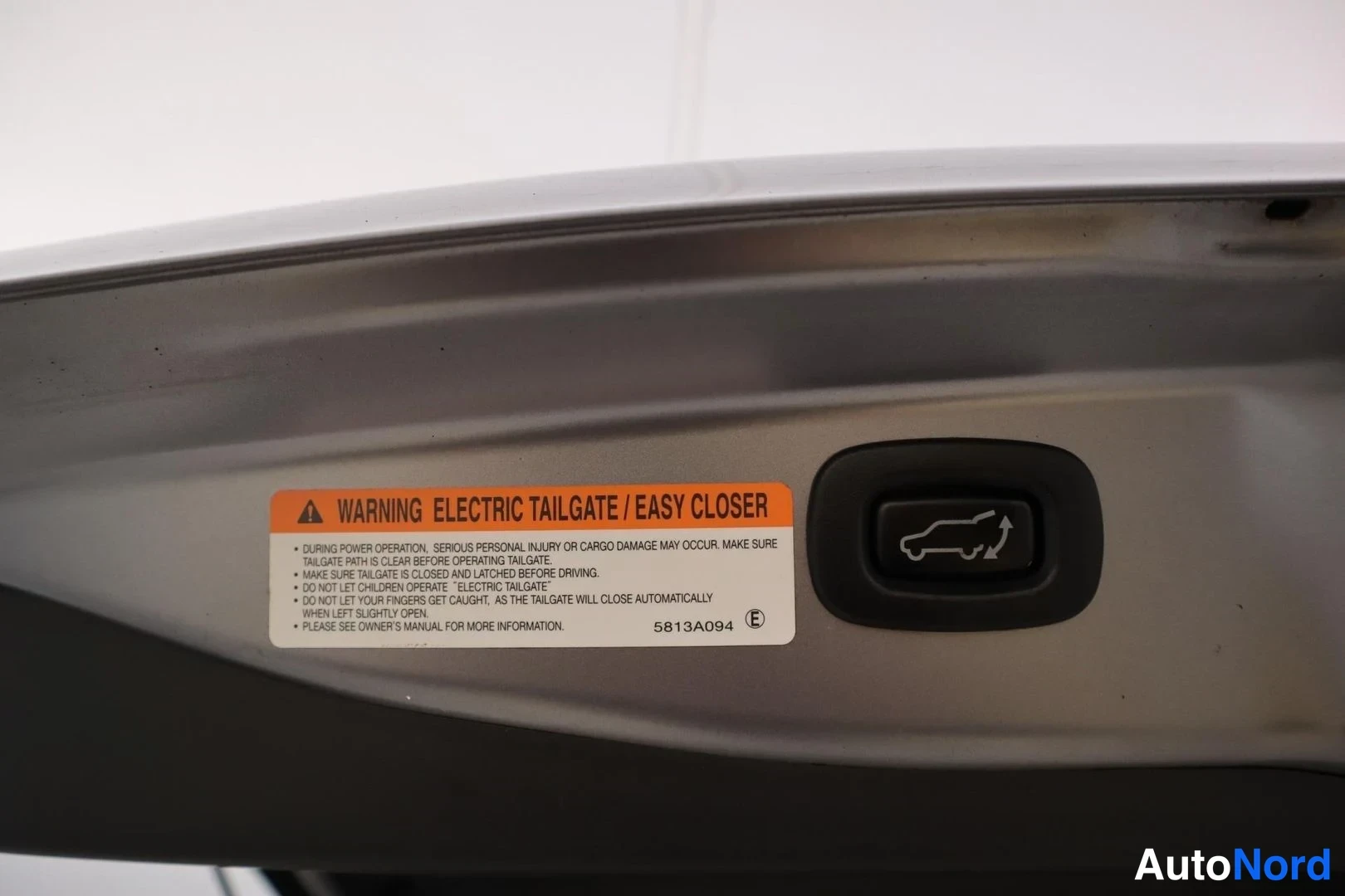 Harmaa Mitsubishi Outlander 2016, yksityiskohta, kuva 22