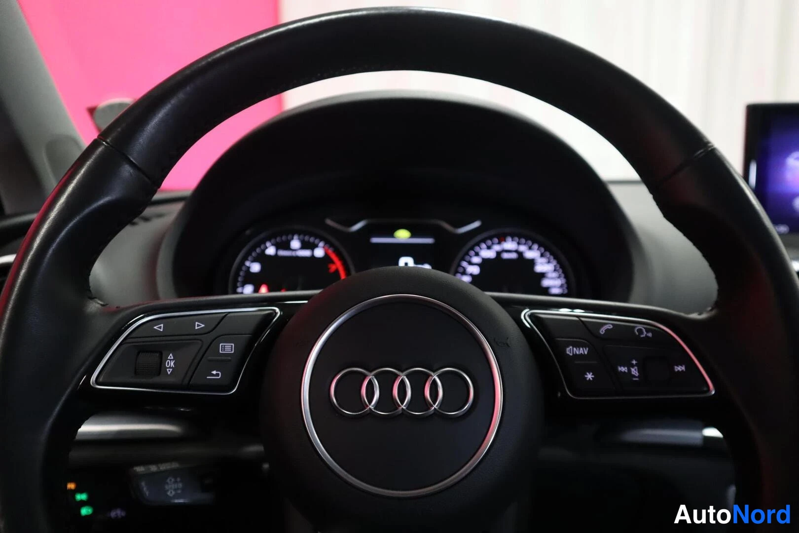 Musta Audi A3 Sportback 2018, yksityiskohta, kuva 15