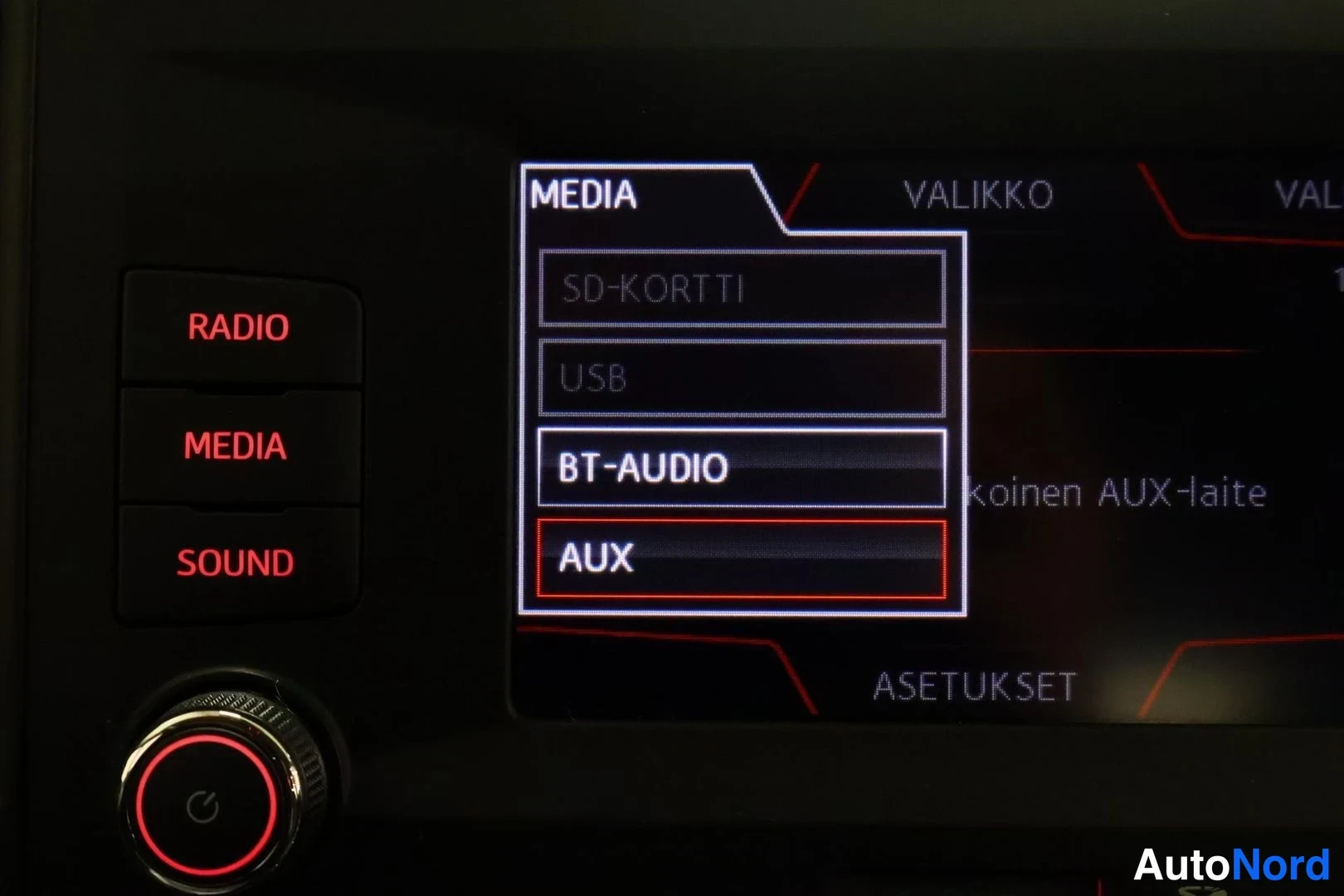 Musta Seat Leon 2019, yksityiskohta, kuva 14