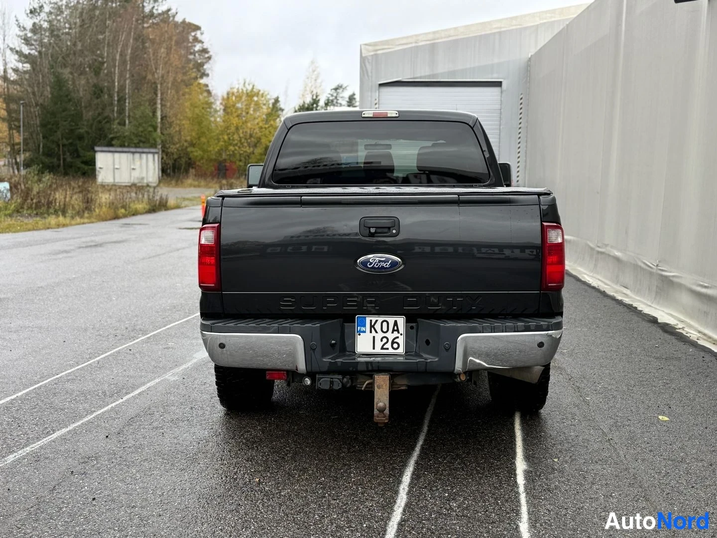 Musta Ford F-250 2013, takaa, kuva 18