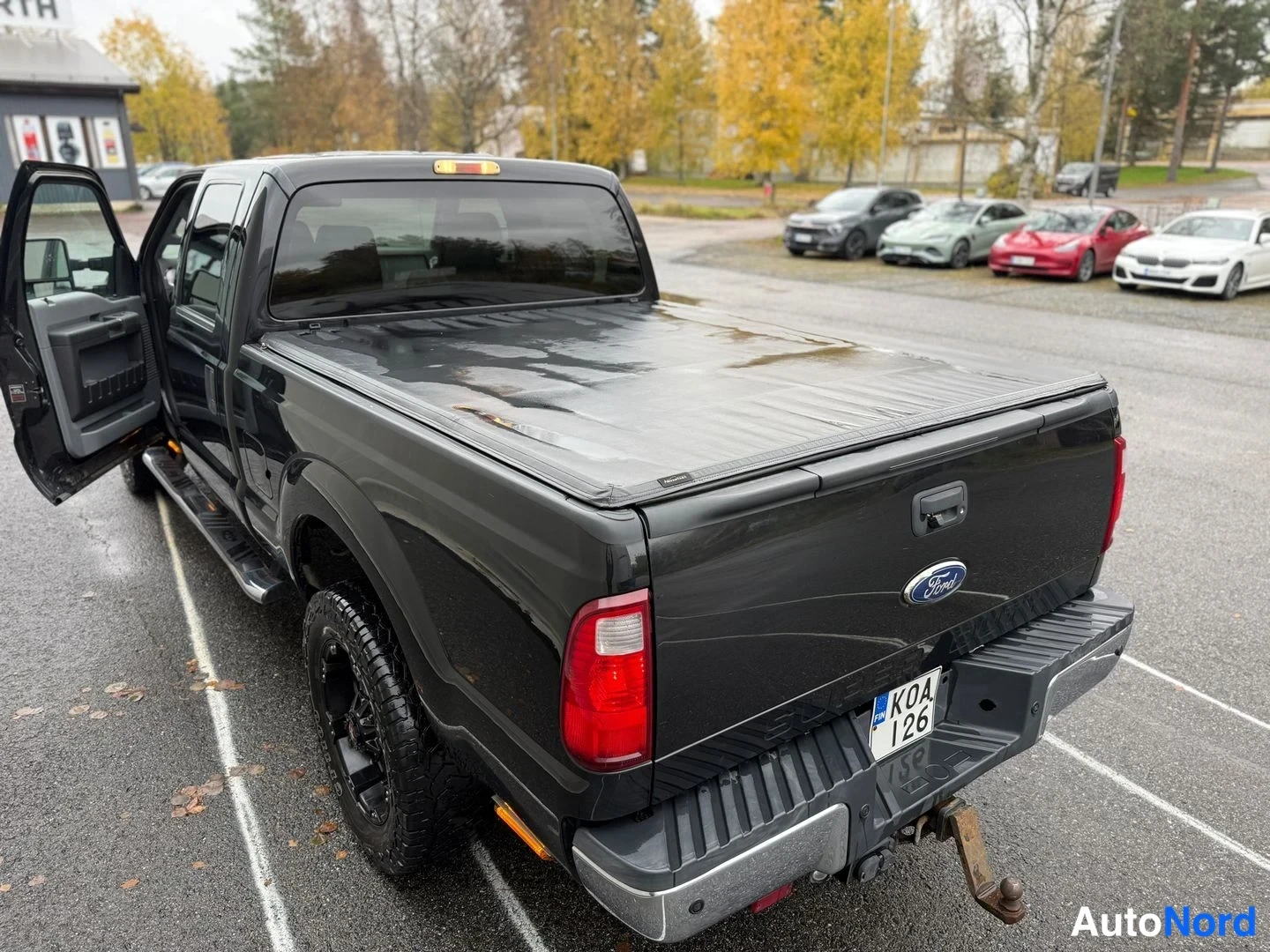 Musta Ford F-250 2013, takaviisto, kuva 17