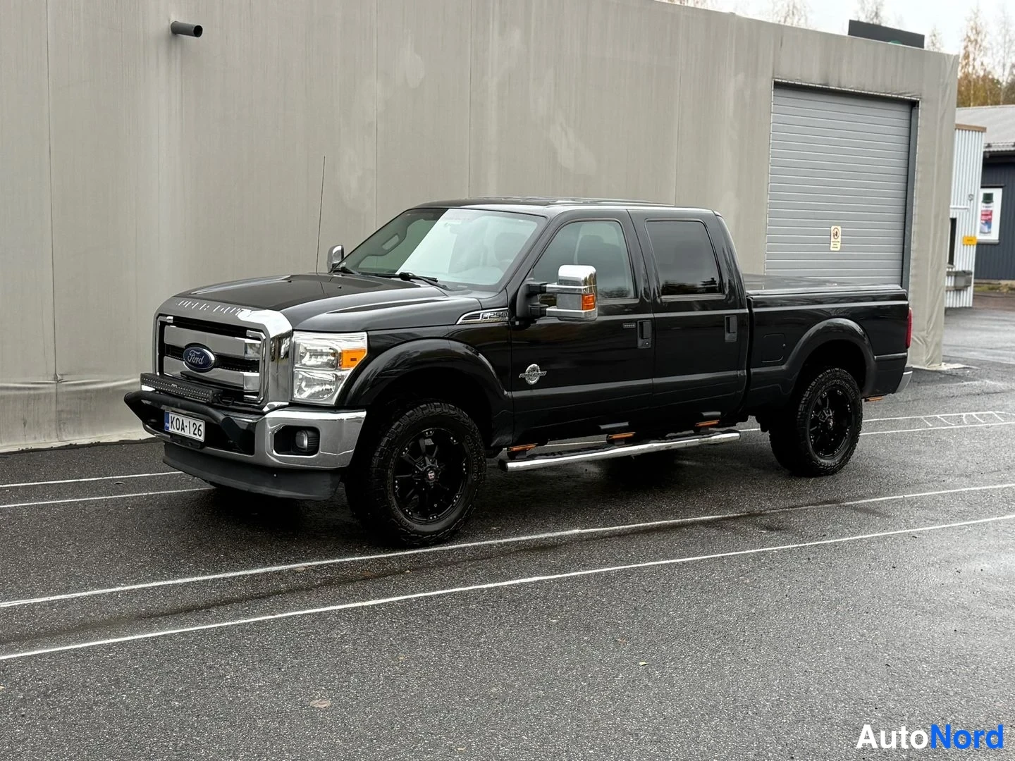 Ford F-250 6.7 Powerstroke V8 - Sis alv - Suomiauto |Nahkasisusta 2013