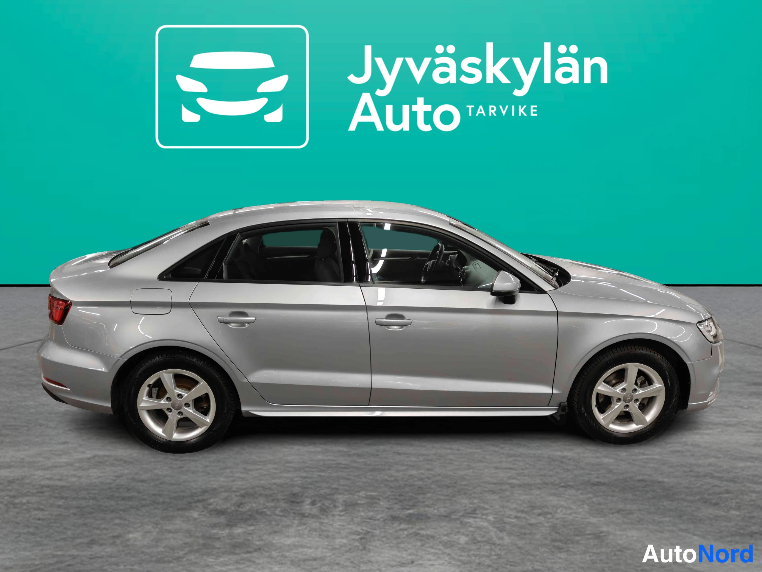 Hopea Audi A3 2017, takaviisto, kuva 10