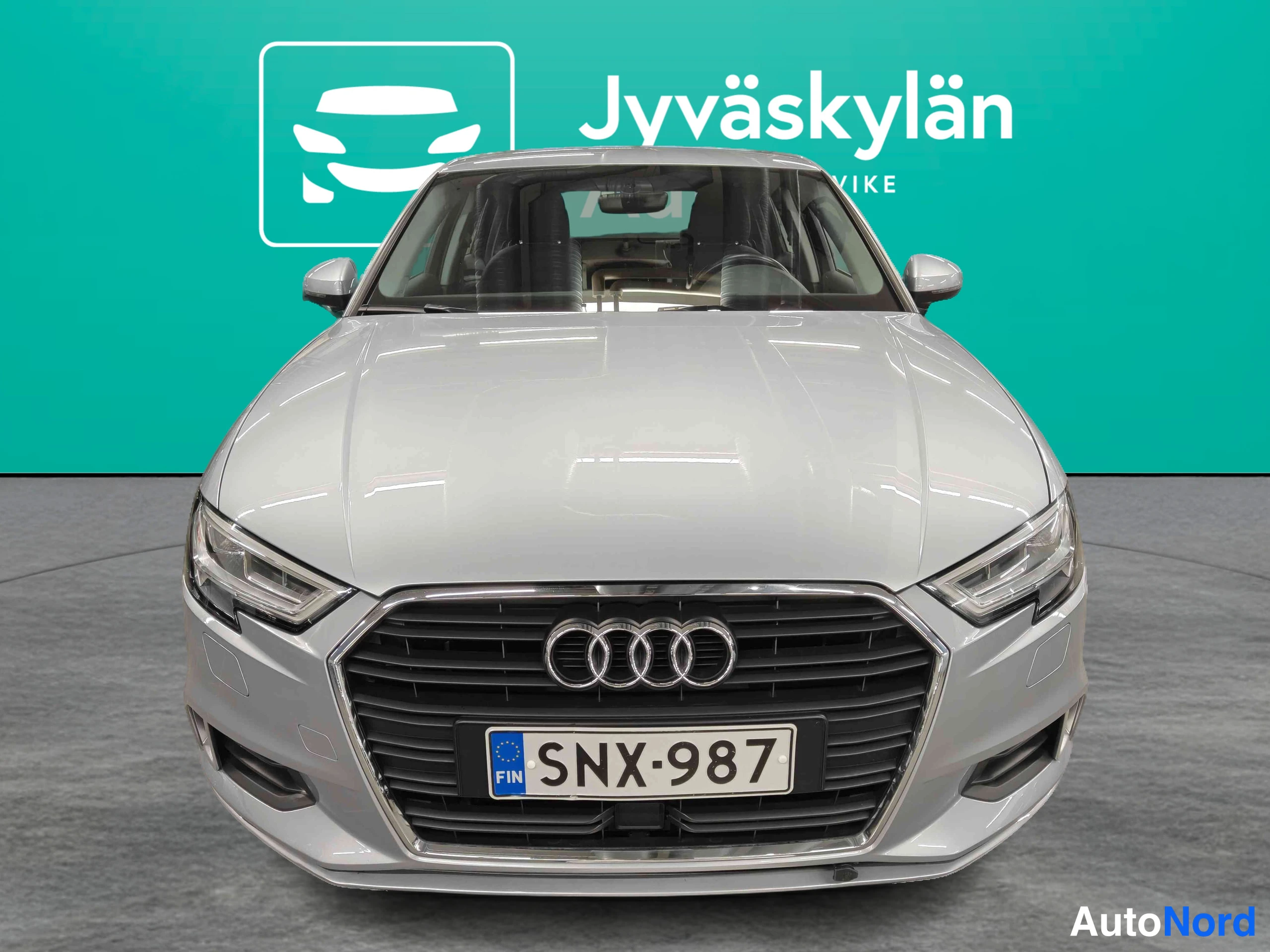 Hopea Audi A3 2017, edestä, kuva 8