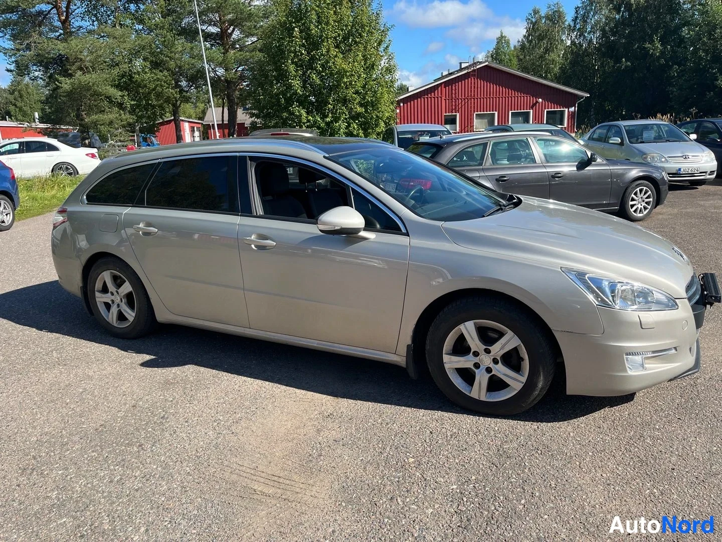 Beige Peugeot 508 2013, etuviisto, keula oikealle, kuva 2