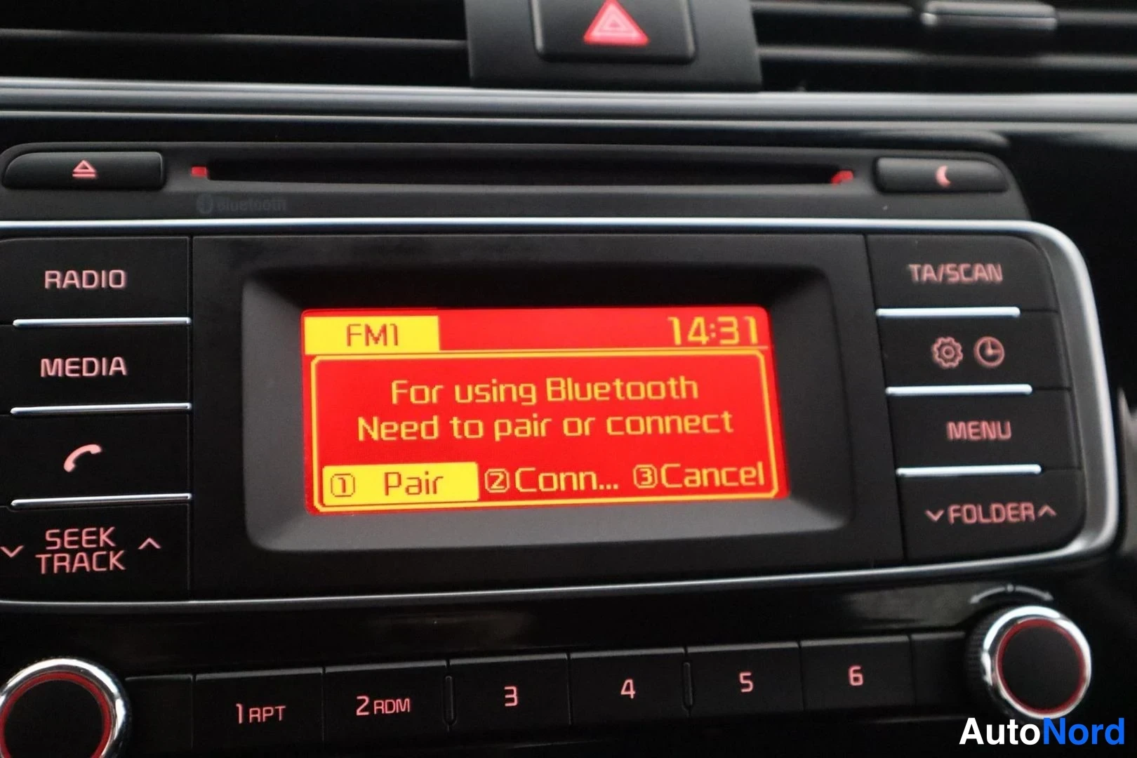Blue Kia Rio 2015, detail, photo 20
