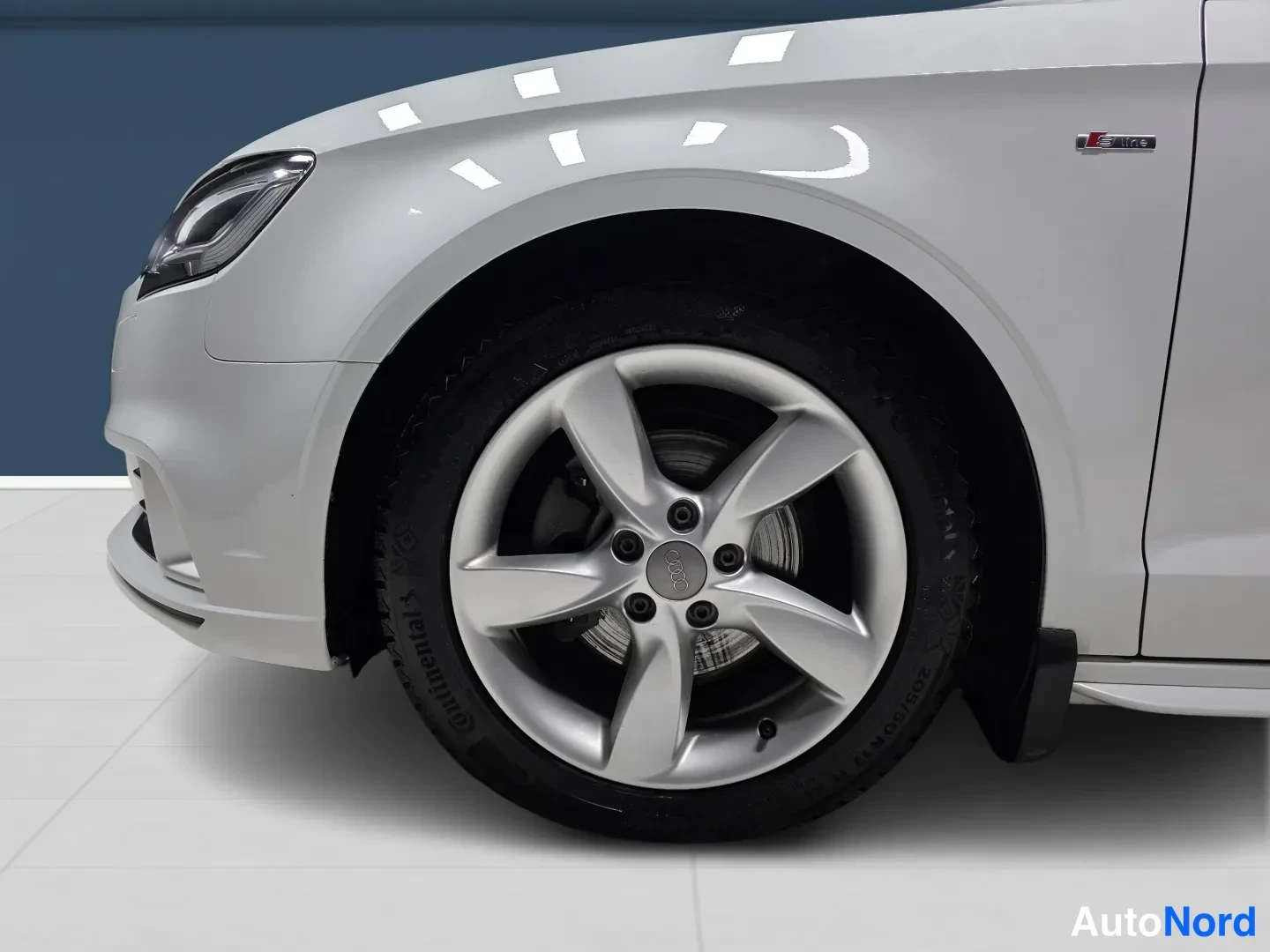 Valkoinen Audi A3 2019, yksityiskohta, kuva 18