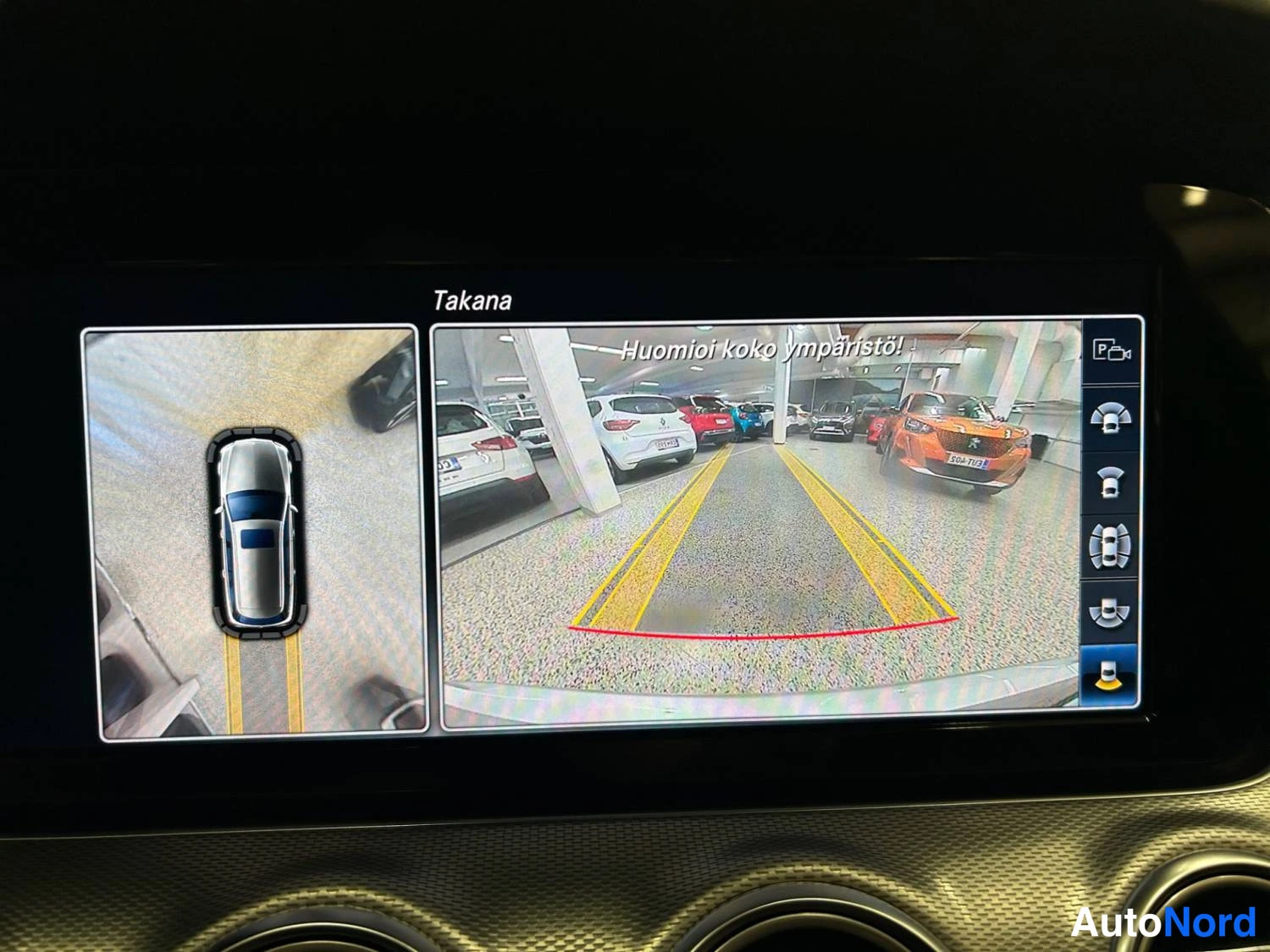 Silver Mercedes-Benz E 220 d 2018, detalj, bild 16