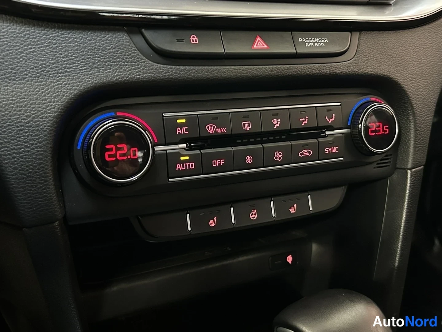 Vit Kia Xceed 2021, detalj, bild 20
