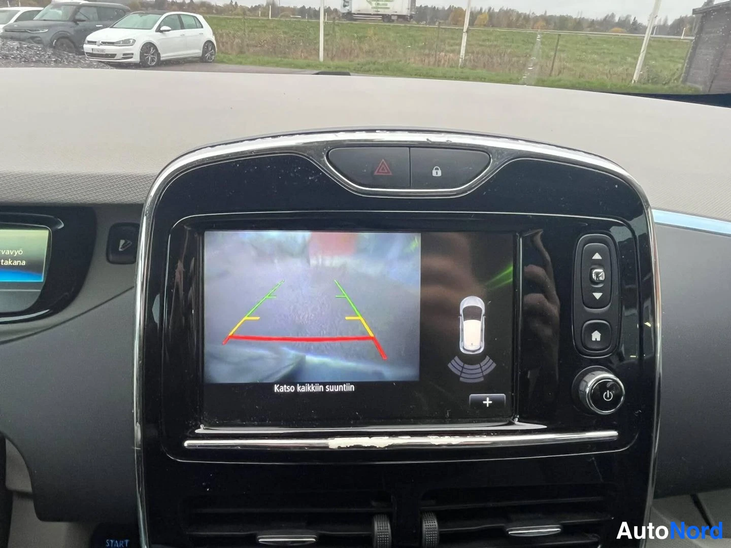 Harmaa Renault Zoe 2014, yksityiskohta, kuva 11