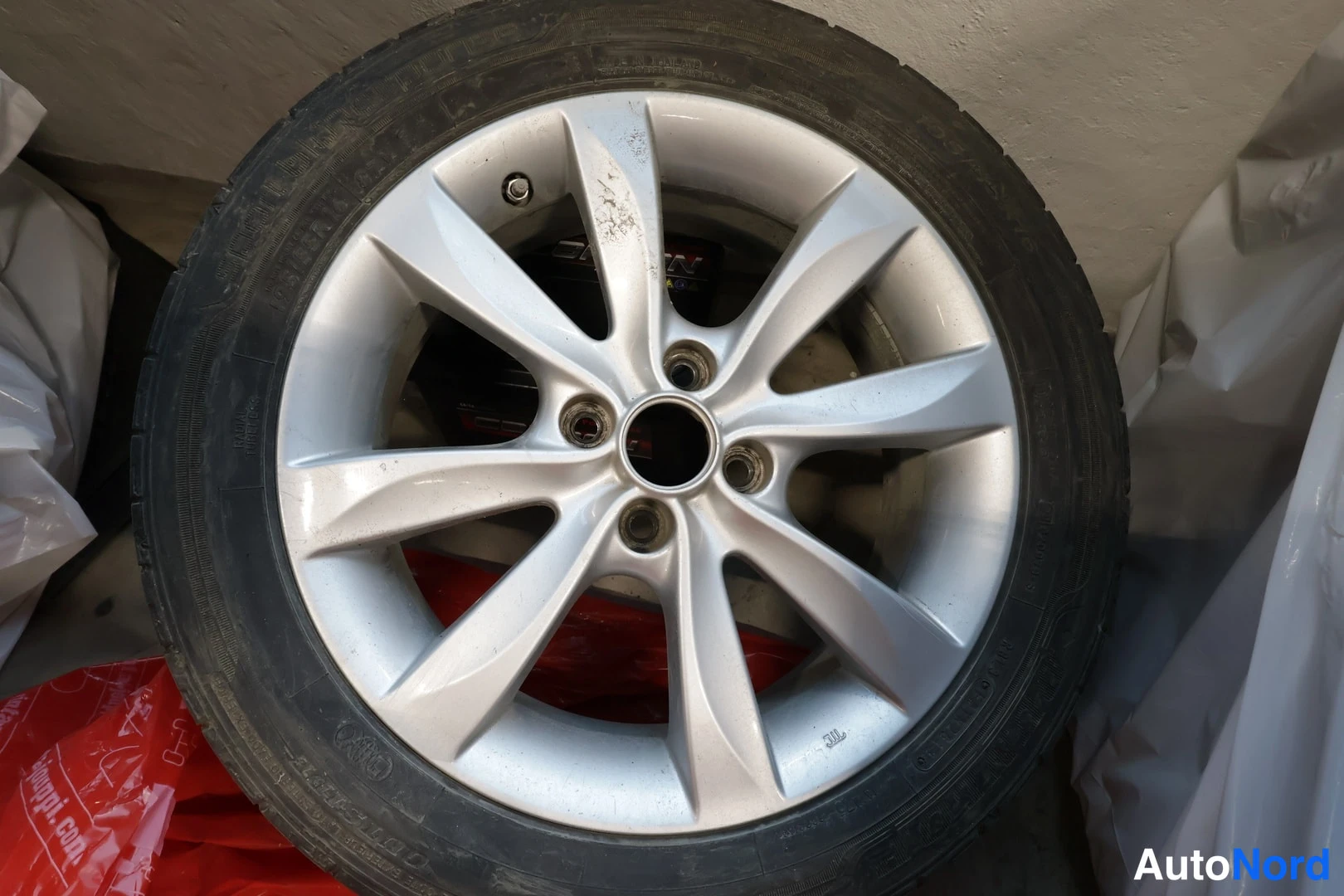 Vit Nissan Note 2014, detalj, bild 29