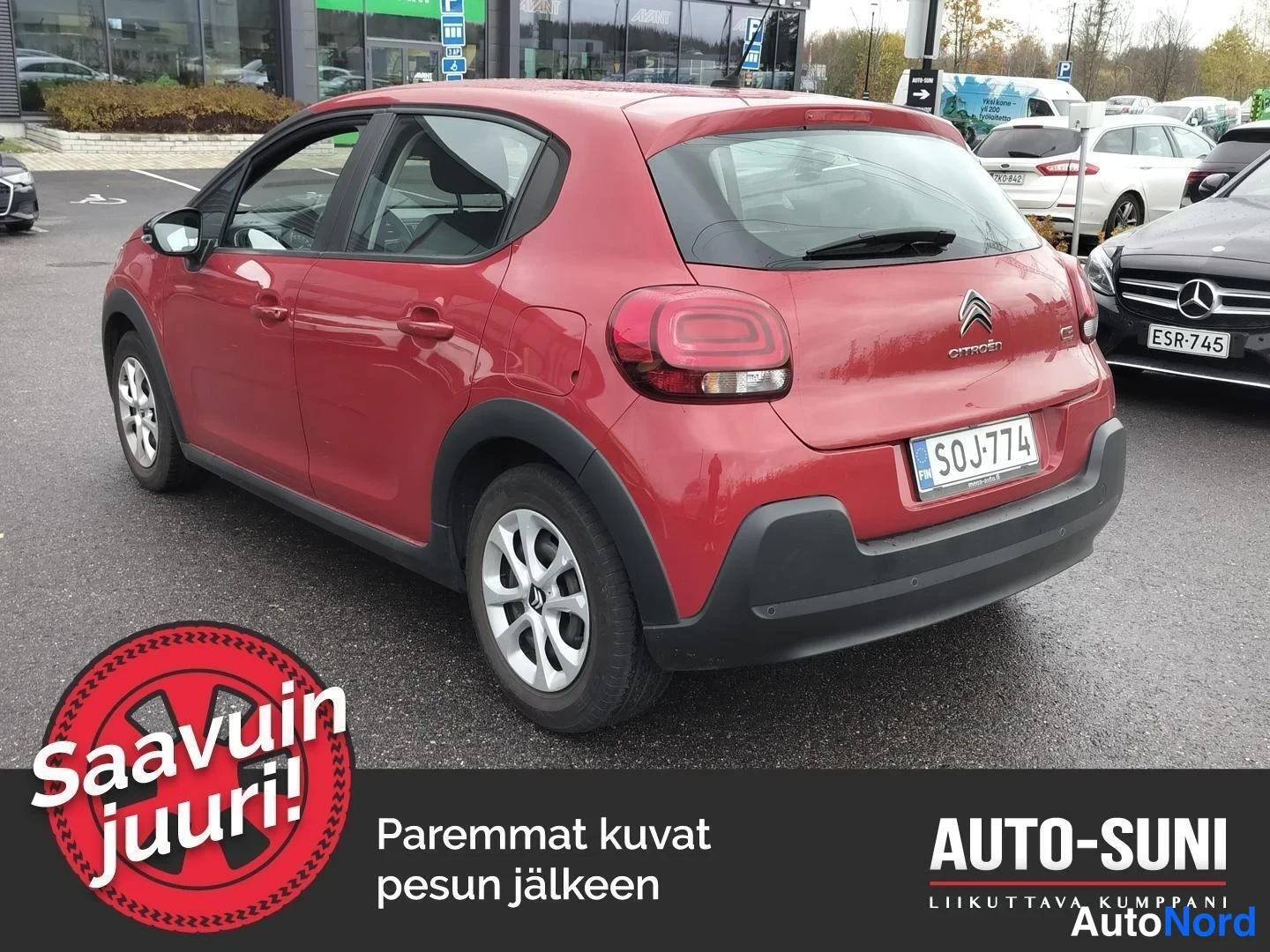 Punainen Citroen C3 2018, takaviisto, kuva 3