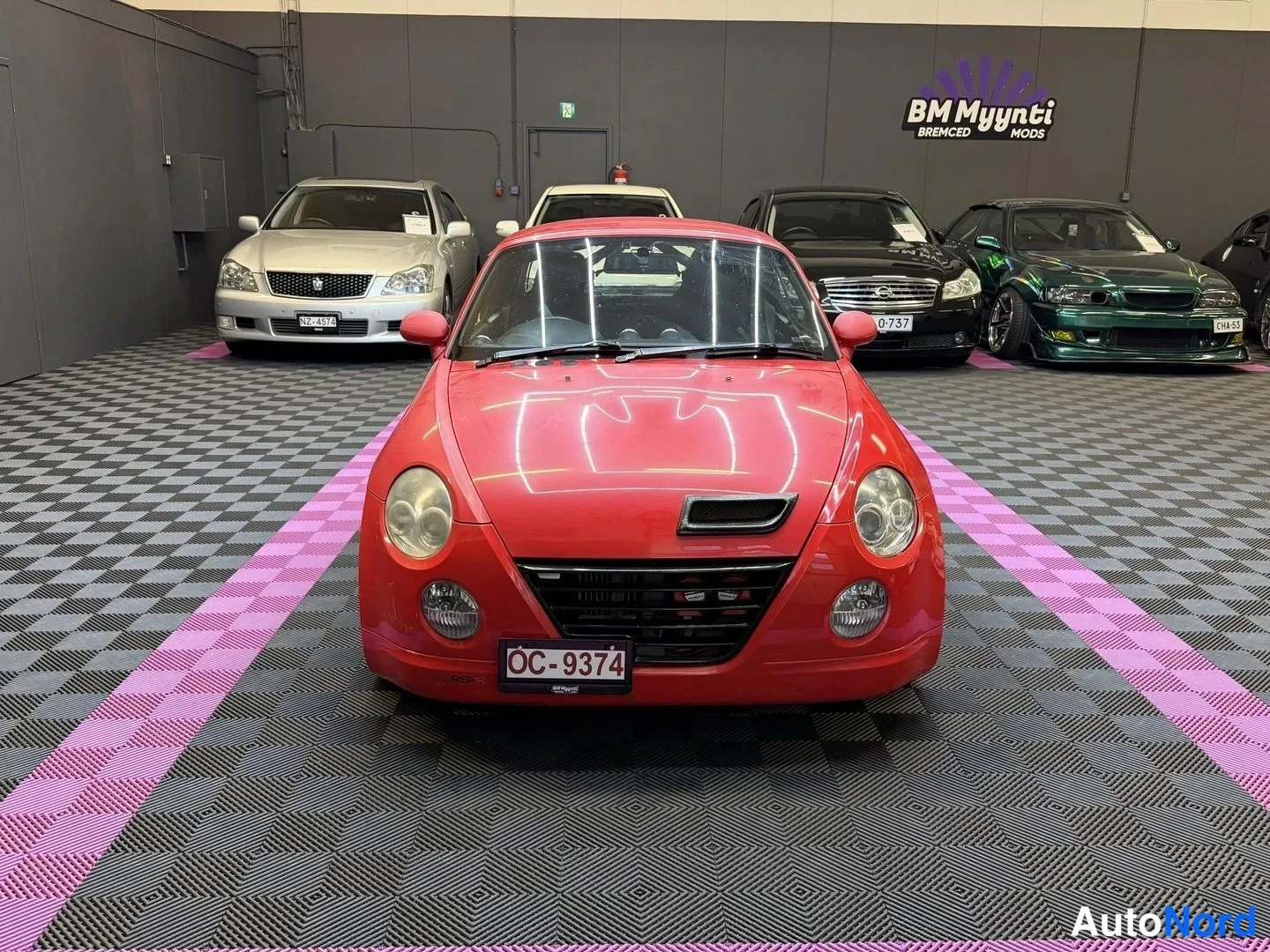 Röd Daihatsu Copen 2006, framifrån, bild 5