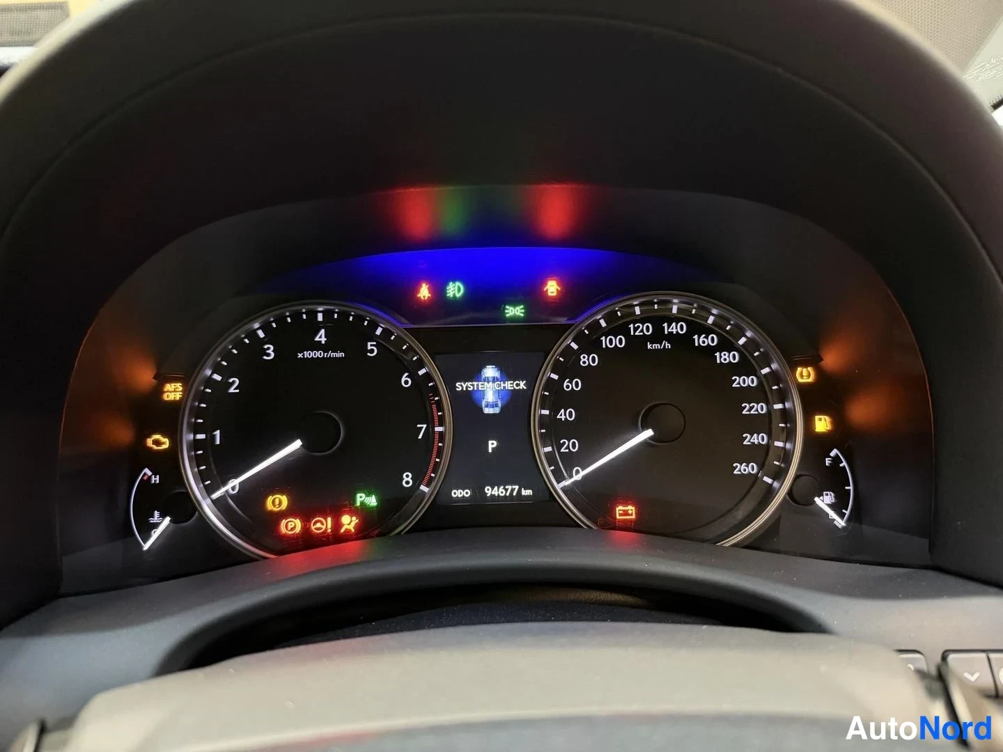 Vit Lexus GS 2012, detalj, bild 15