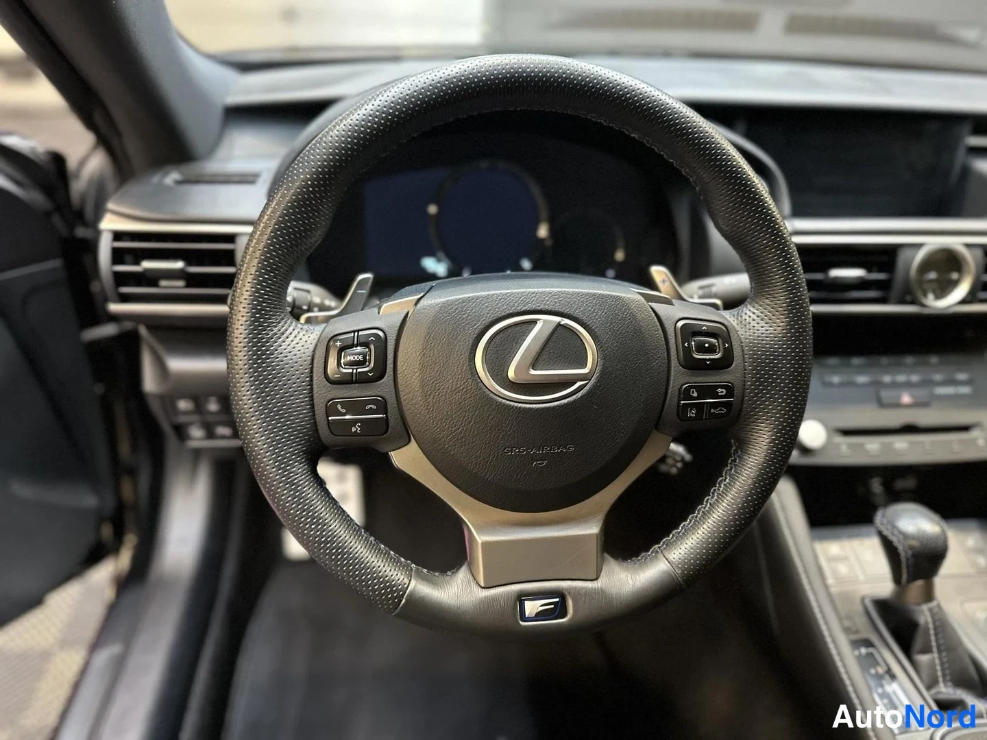 Svart Lexus RC F 2015, detalj, bild 29