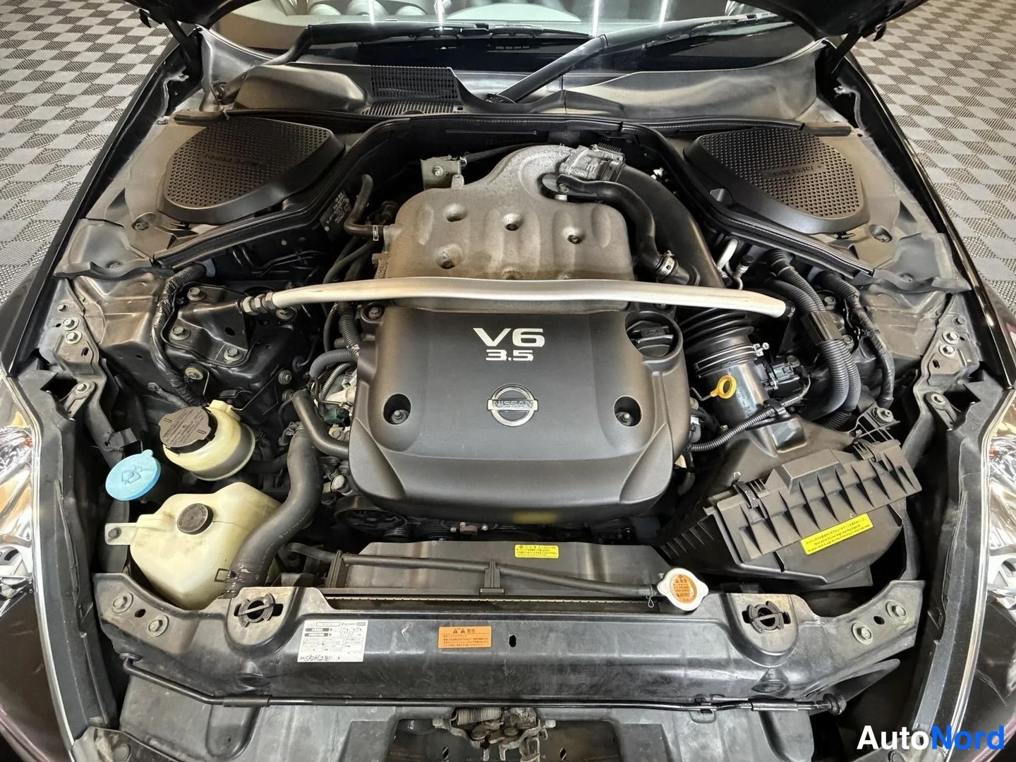 Svart Nissan 350Z 2003, motorrum, bild 21