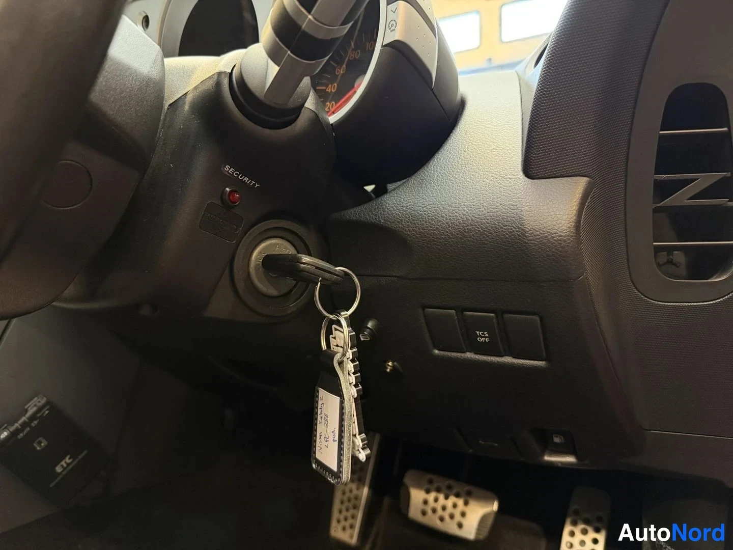 Röd Nissan 350Z 2003, detalj, bild 31