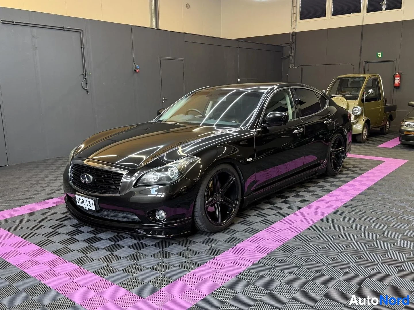 Nissan Fuga 370GT 2010