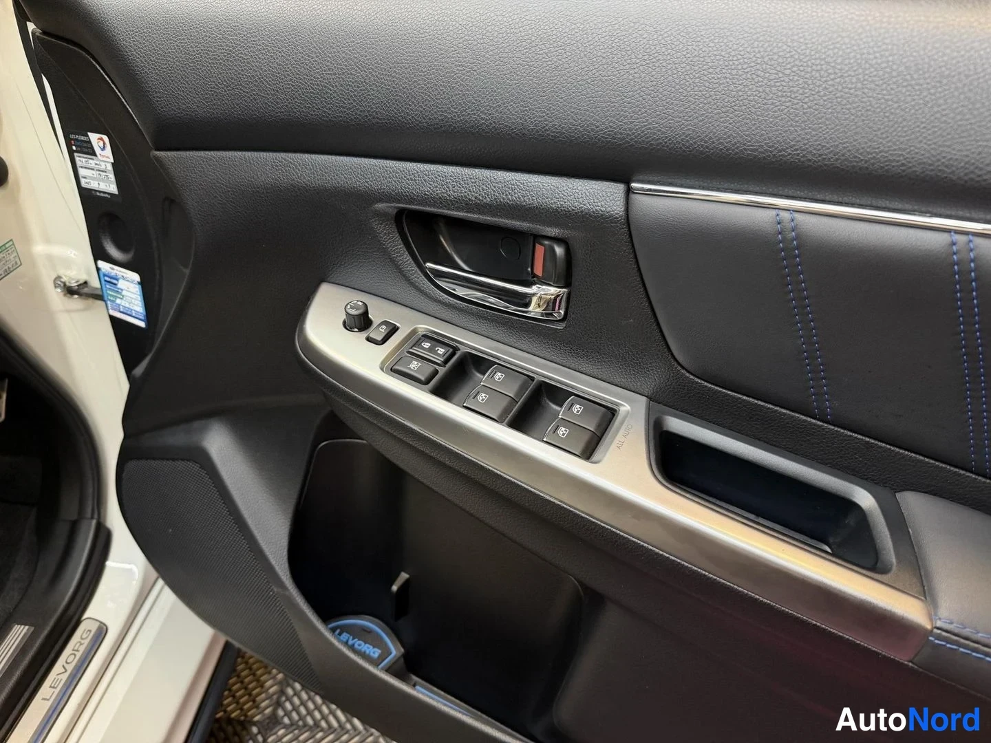 Vit Subaru Levorg 2014, detalj, bild 27