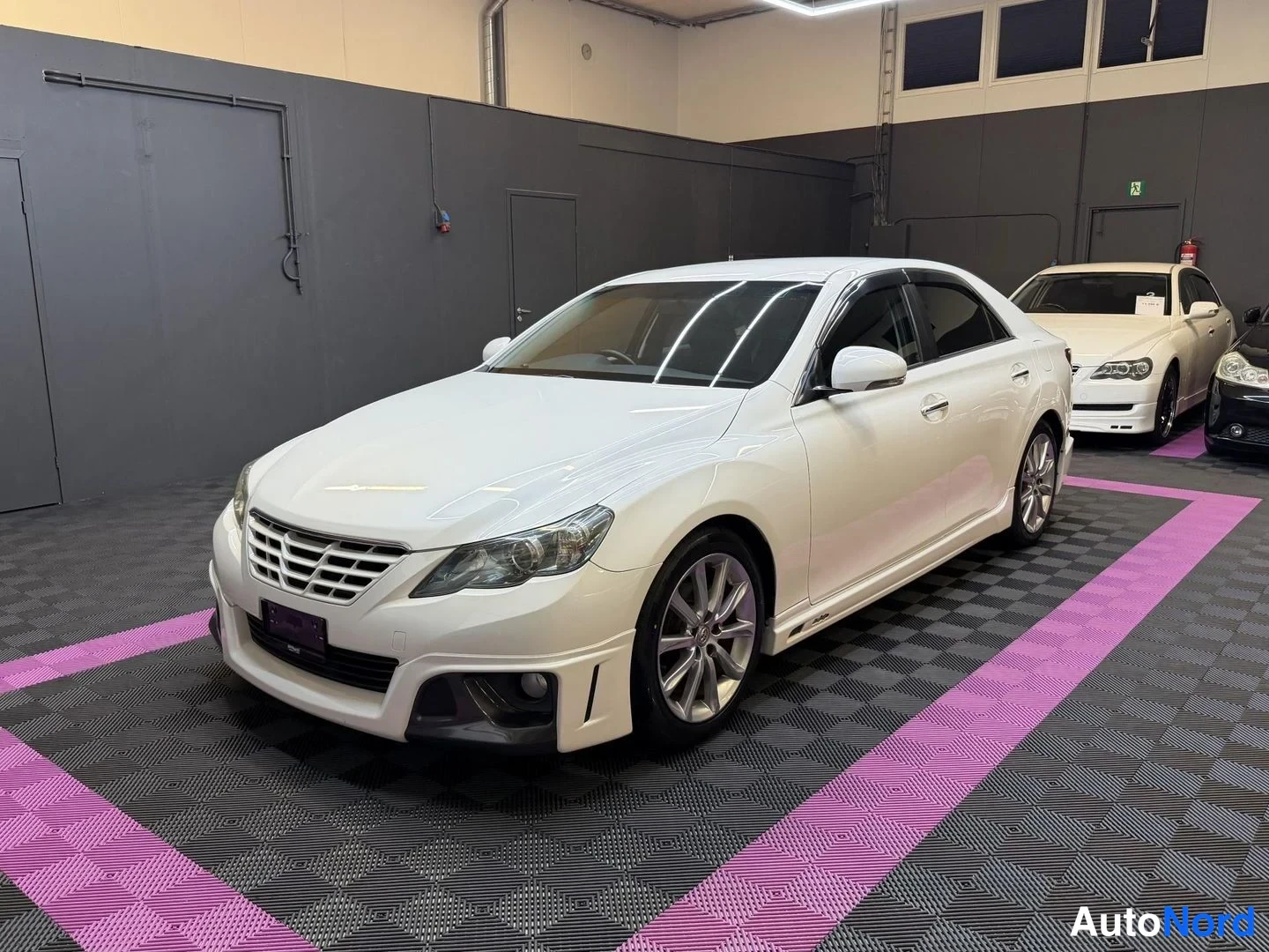 Toyota Mark X 250 G AERO 2010